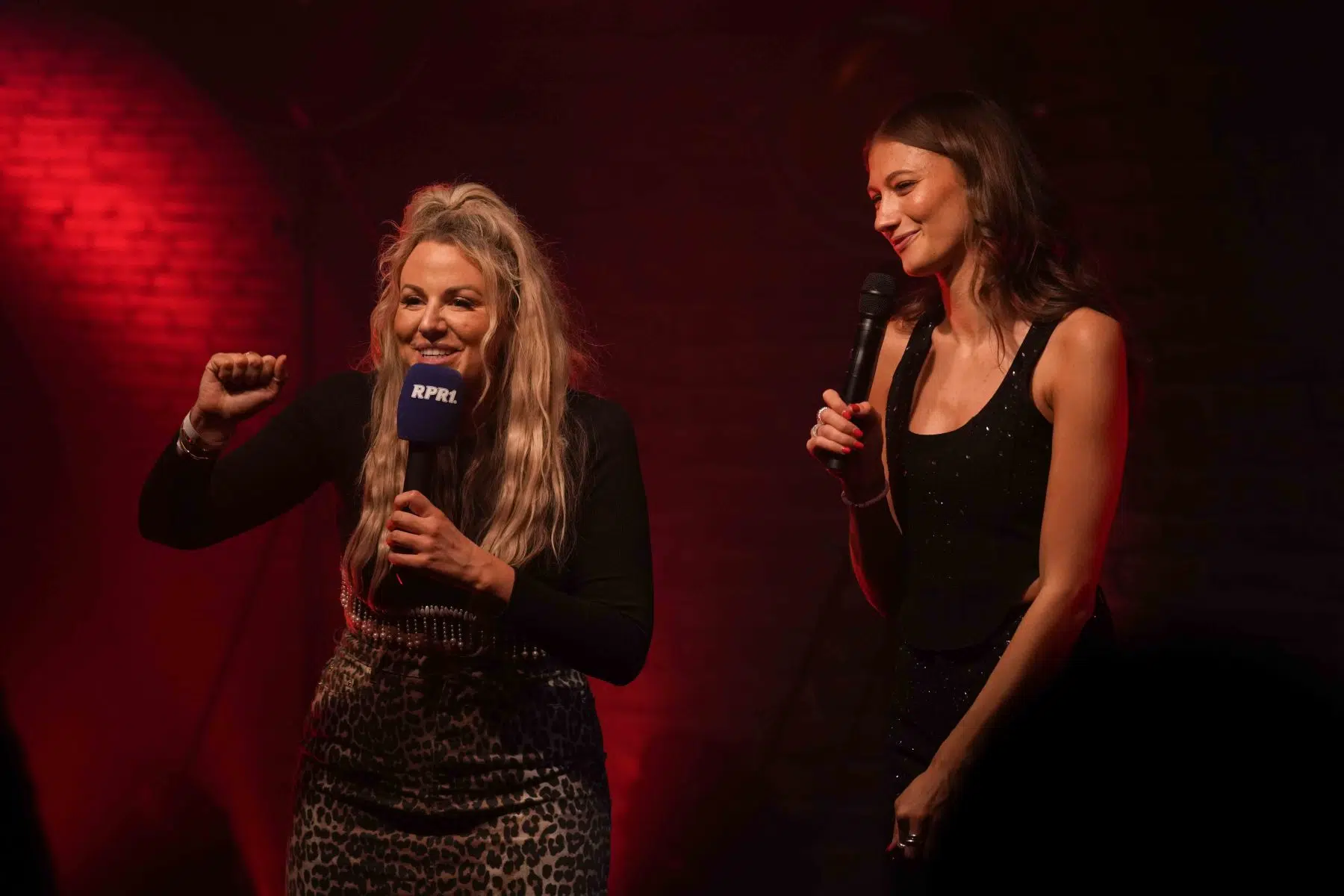 19.04.2024 Im Rahmen der RPR1-Reihe „Music made in Germany on Tour“ war Sängerin und Songwriterin Leony im Ingelheimer Winzerkeller zu Gast. 19.04.2024 Im Rahmen der RPR1-Reihe „Music made in Germany on Tour“ war Sängerin und Songwriterin Leony im Ingelheimer Winzerkeller zu Gast.