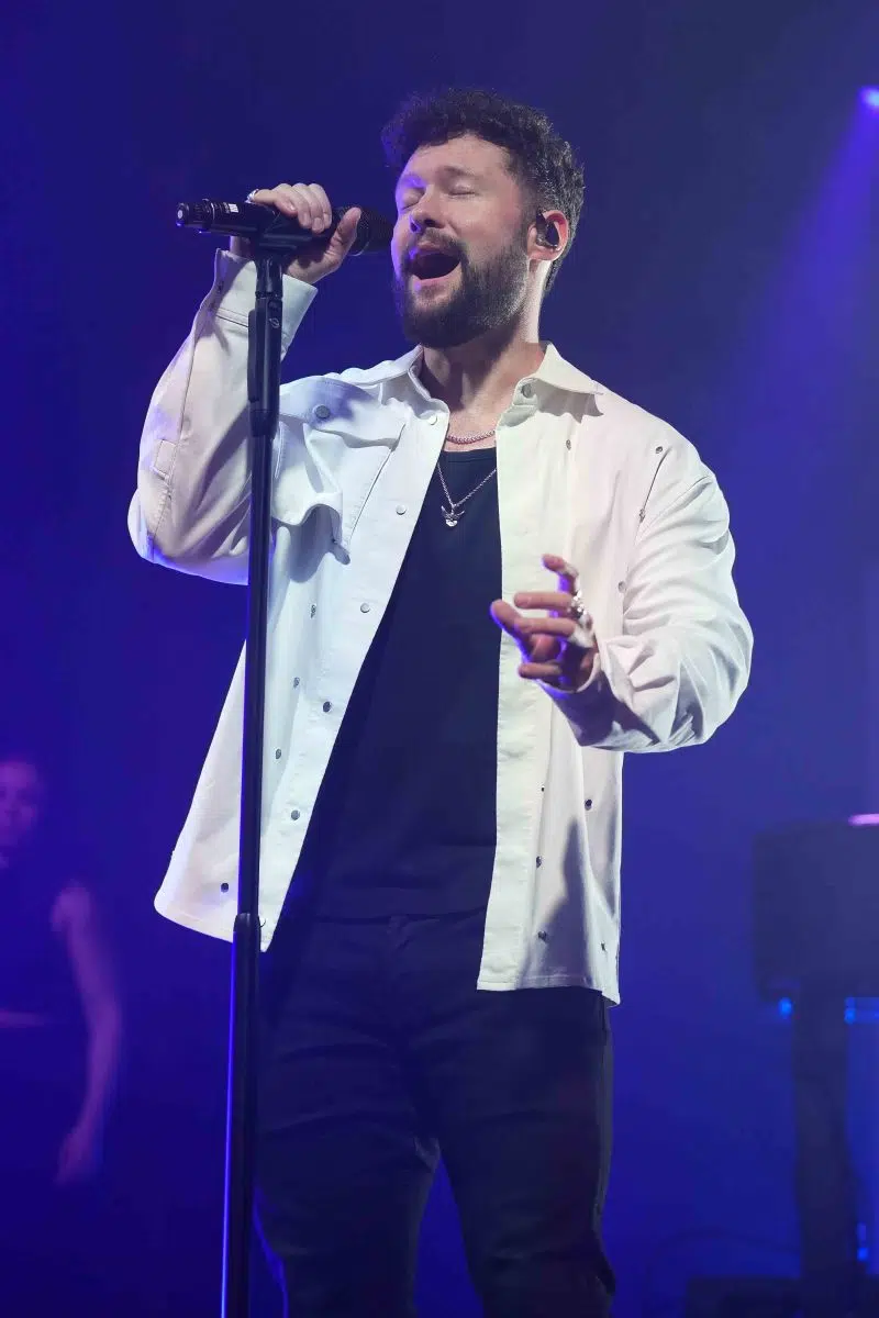 Calum Scott auf Europatournee 2024 Support in Mannheim war Malik Harris. Calum Scott auf Europatournee 2024 Support in Mannheim war Malik Harris.