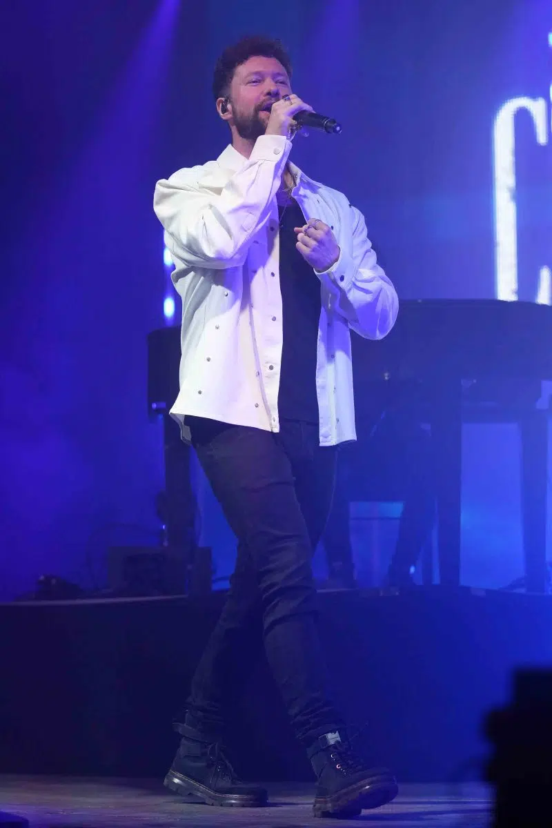 Calum Scott auf Europatournee 2024 Support in Mannheim war Malik Harris. Calum Scott auf Europatournee 2024 Support in Mannheim war Malik Harris.