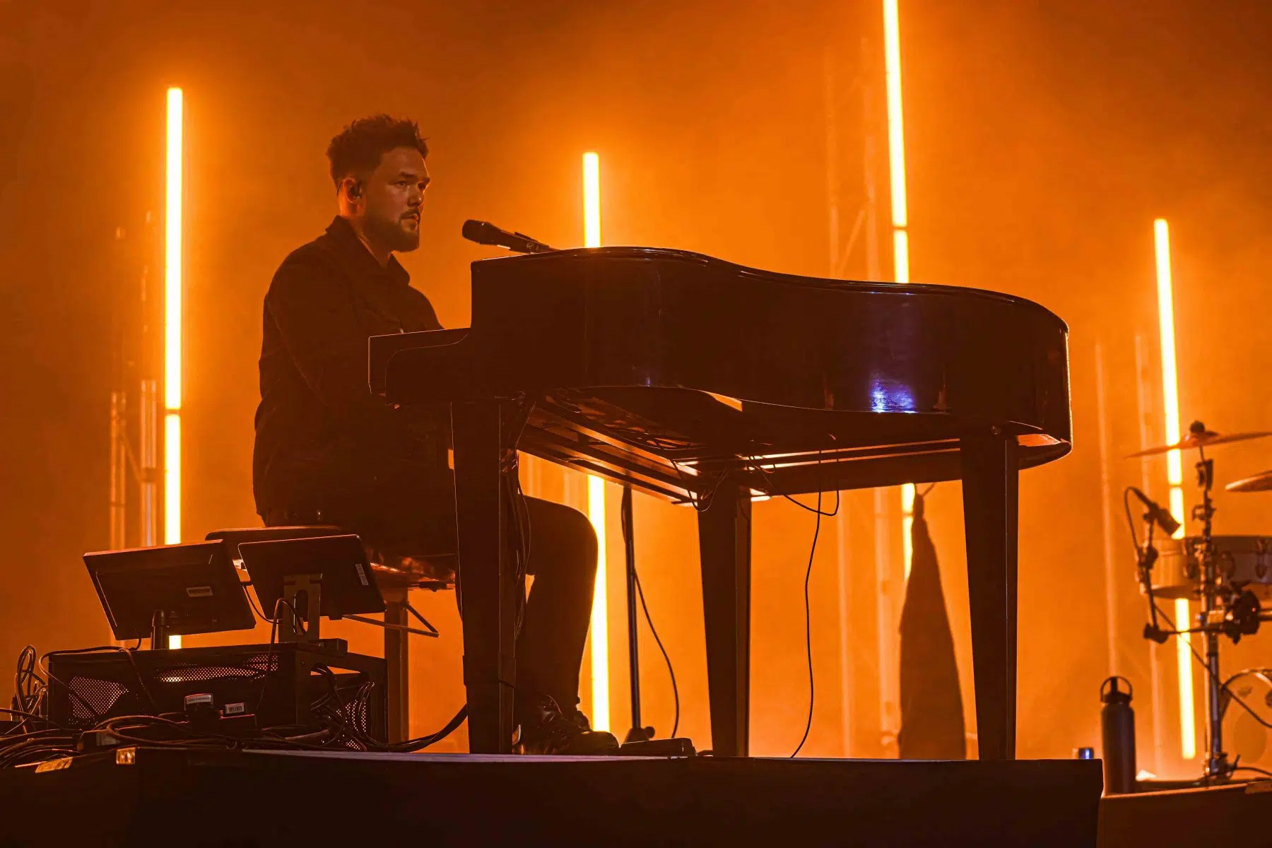 Calum Scott auf Europatournee 2024 Support in Mannheim war Malik Harris. Calum Scott auf Europatournee 2024 Support in Mannheim war Malik Harris.