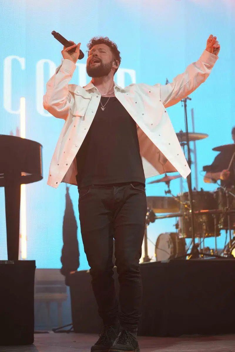 Calum Scott auf Europatournee 2024 Support in Mannheim war Malik Harris. Calum Scott auf Europatournee 2024 Support in Mannheim war Malik Harris.