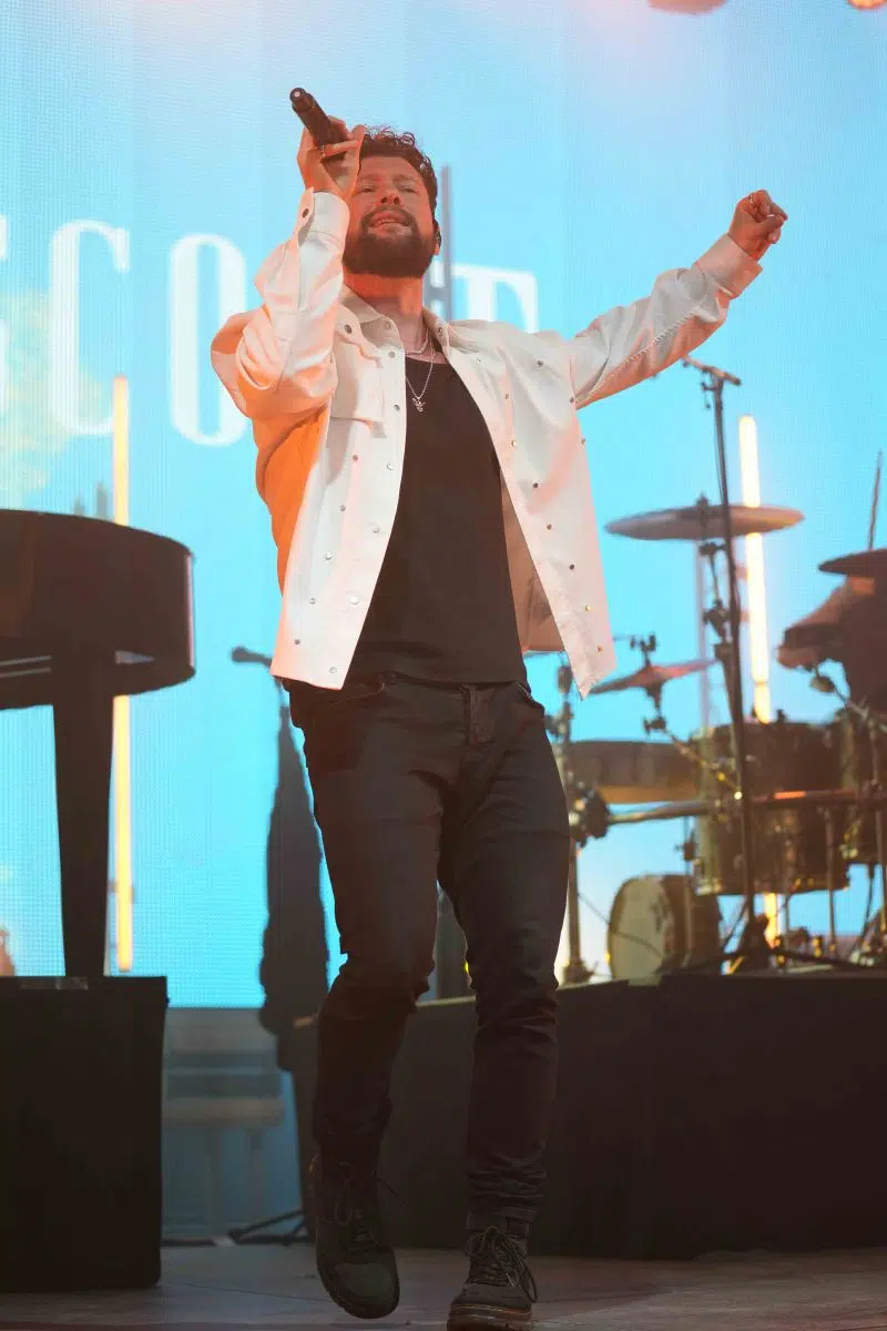 Calum Scott auf Europatournee 2024 Support in Mannheim war Malik Harris. Calum Scott auf Europatournee 2024 Support in Mannheim war Malik Harris.