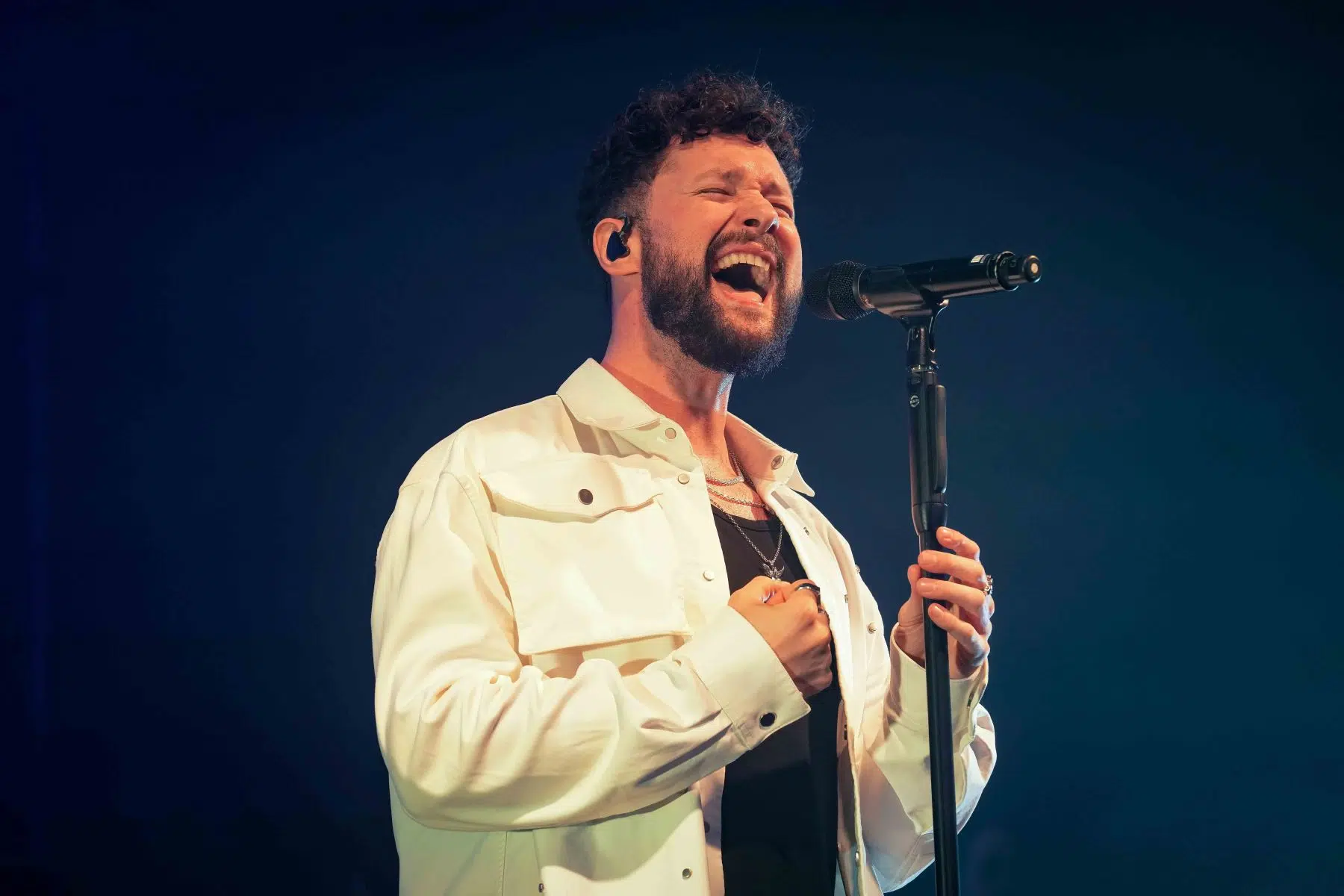 Calum Scott auf Europatournee 2024 Support in Mannheim war Malik Harris. Calum Scott auf Europatournee 2024 Support in Mannheim war Malik Harris.