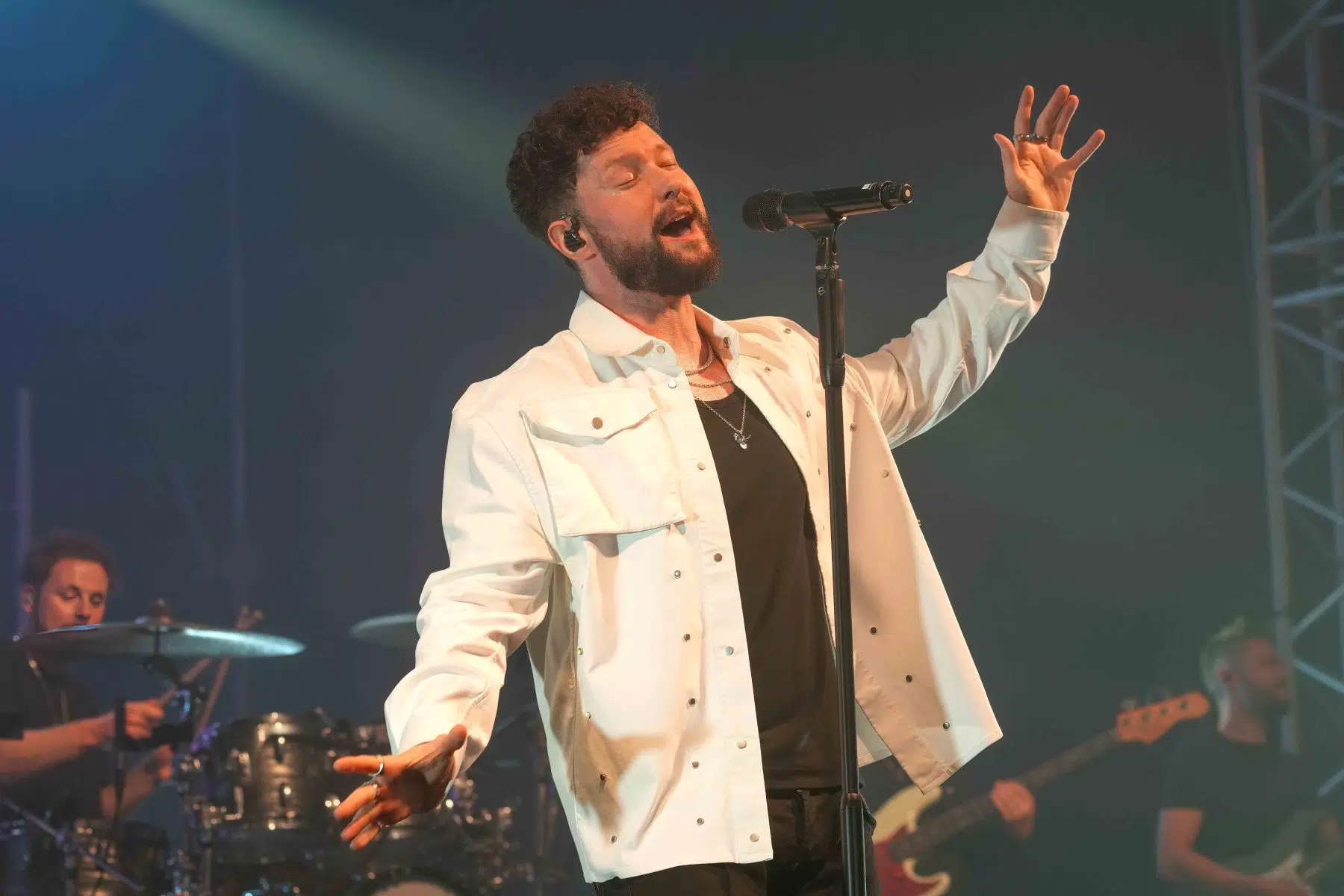 Calum Scott auf Europatournee 2024 Support in Mannheim war Malik Harris. Calum Scott auf Europatournee 2024 Support in Mannheim war Malik Harris.
