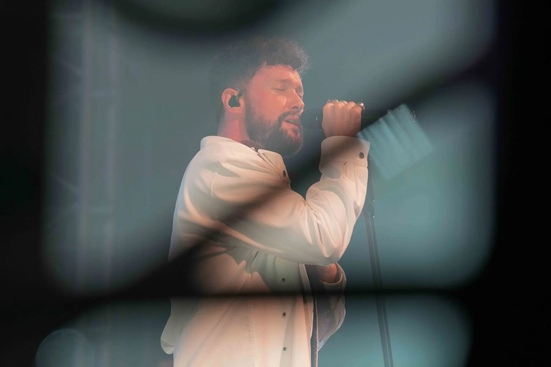 Calum Scott auf Europatournee 2024 Support in Mannheim war Malik Harris. Calum Scott auf Europatournee 2024 Support in Mannheim war Malik Harris.