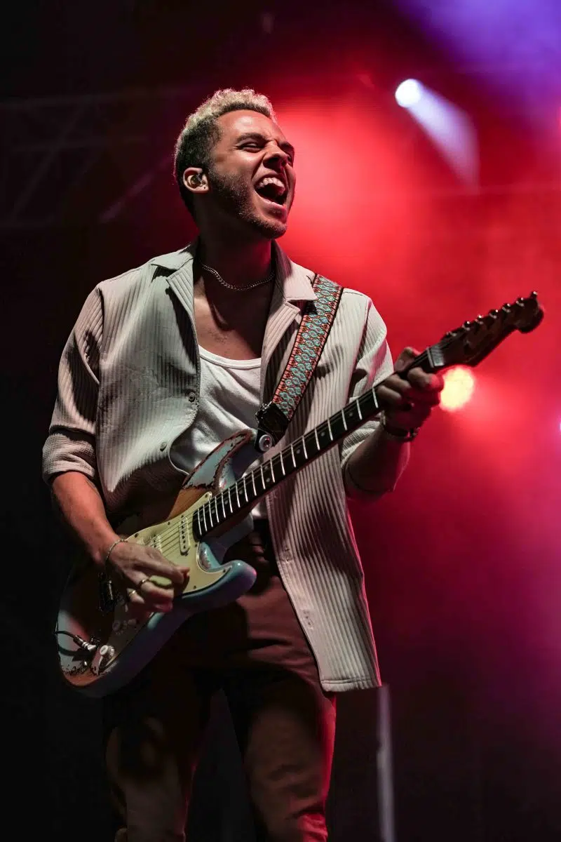 Calum Scott auf Europatournee 2024 Support in Mannheim war Malik Harris. Calum Scott auf Europatournee 2024 Support in Mannheim war Malik Harris.