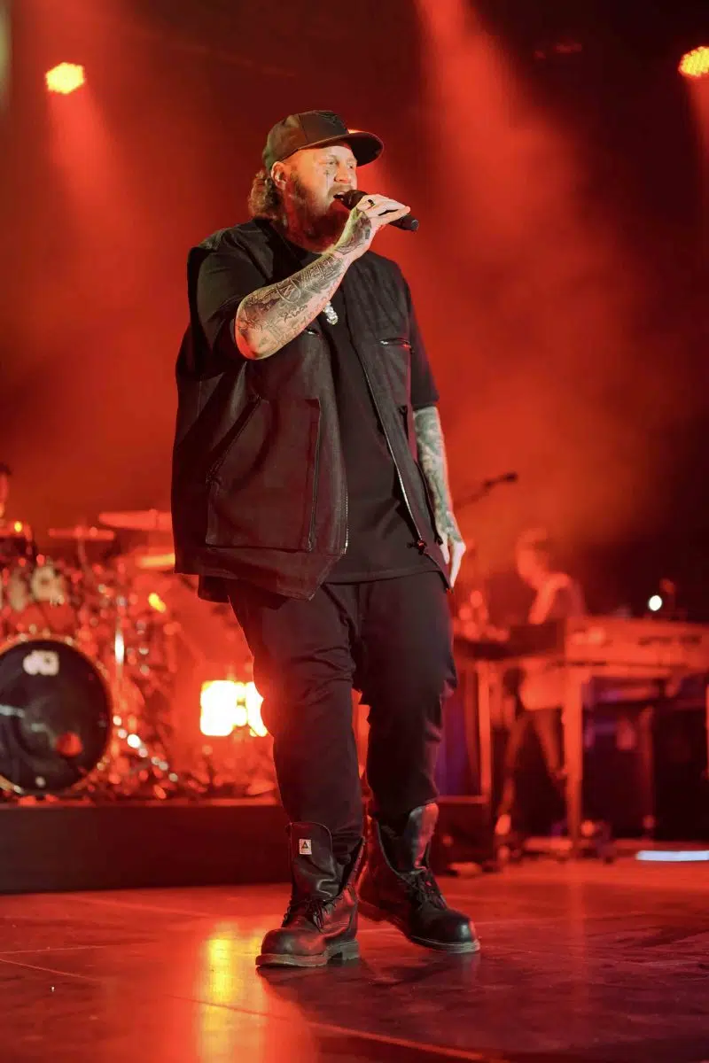 Jelly Roll mit seiner „Beautifully Broken Tour" in der Batschkapp Frankfurt am 20.08.2025. Photo © Boris Korpak | bokopictures Jelly Roll mit seiner „Beautifully Broken Tour" in der Batschkapp Frankfurt am 20.08.2025. Photo © Boris Korpak | bokopictures