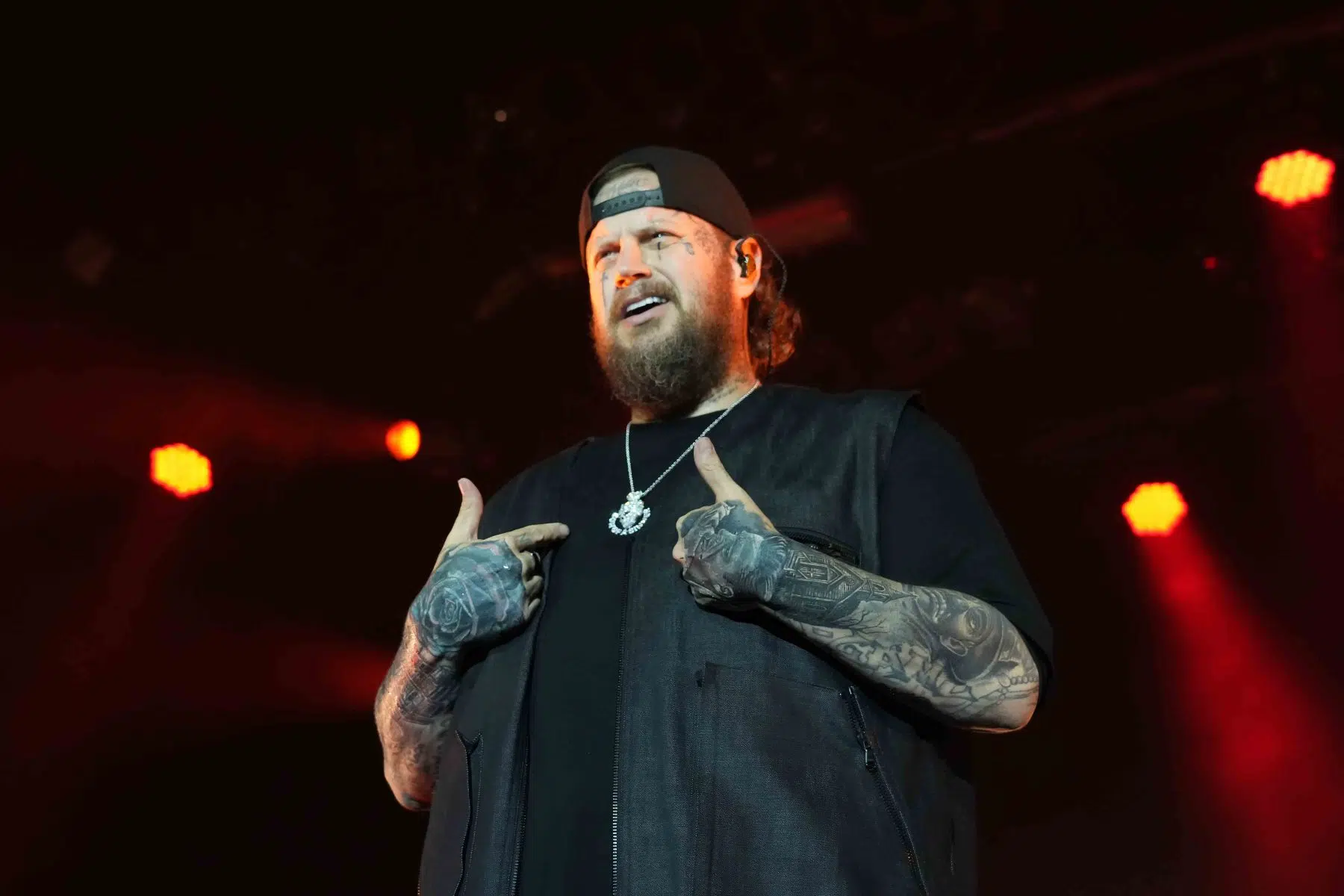 Jelly Roll mit seiner „Beautifully Broken Tour" in der Batschkapp Frankfurt am 20.08.2025. Photo © Boris Korpak | bokopictures Jelly Roll mit seiner „Beautifully Broken Tour" in der Batschkapp Frankfurt am 20.08.2025. Photo © Boris Korpak | bokopictures