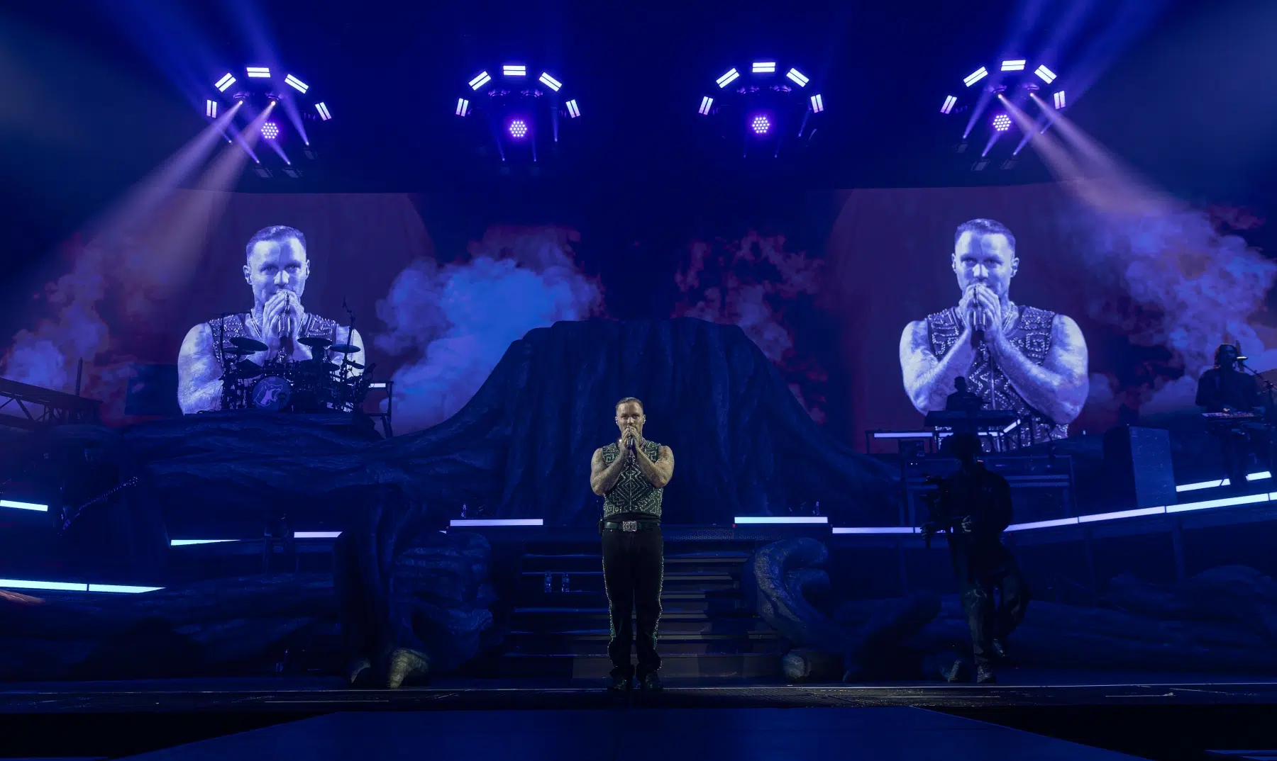 21.11.2025-Kontra-K-12 21.11.2025-Kontra-K-12