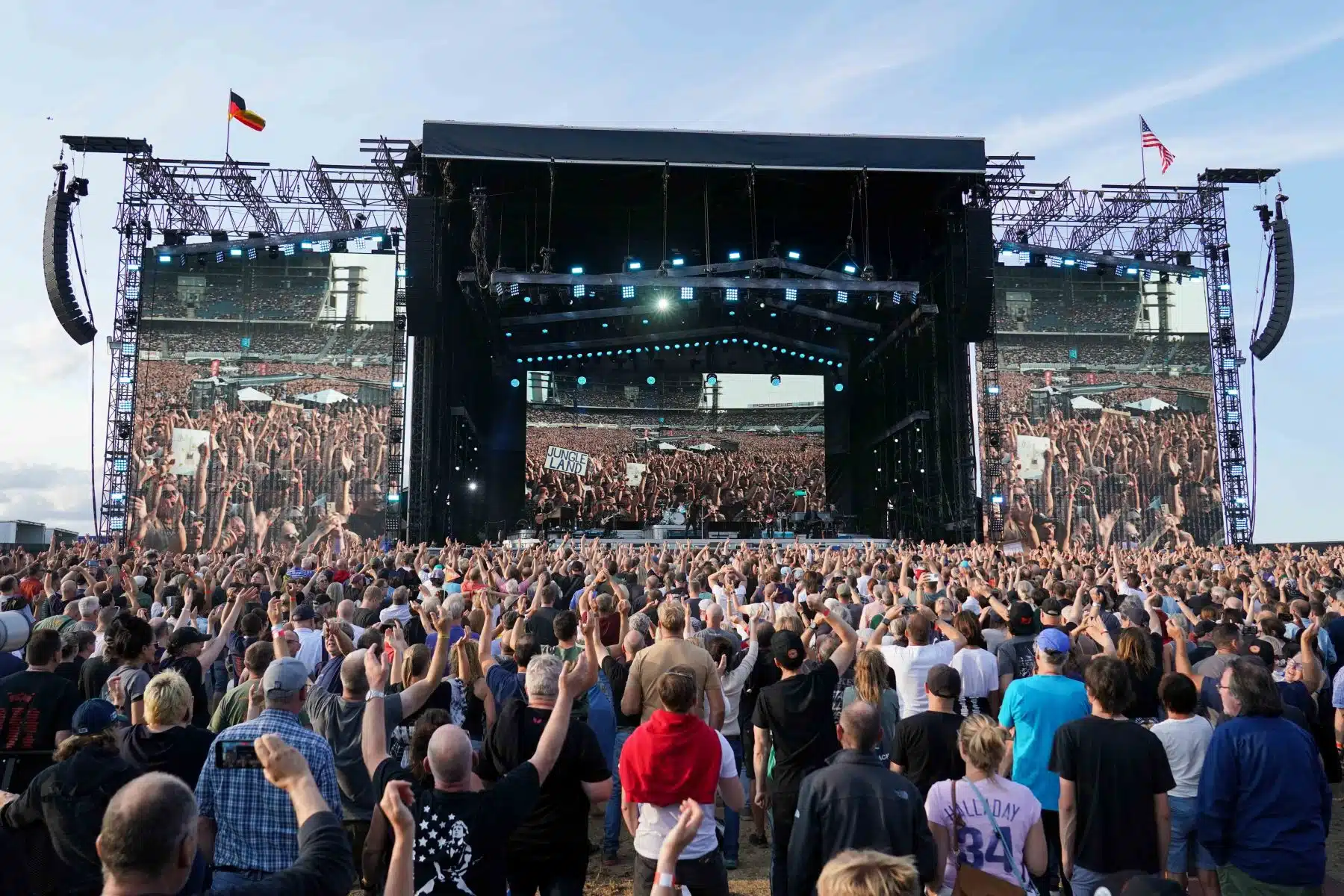 21.07.2023 Bruce Springsteen & The E Street Band auf dem Hockenheimring.
Foto © by Boris Korpak/ bokopictures 21.07.2023 Bruce Springsteen & The E Street Band auf dem Hockenheimring.
Foto © by Boris Korpak/ bokopictures