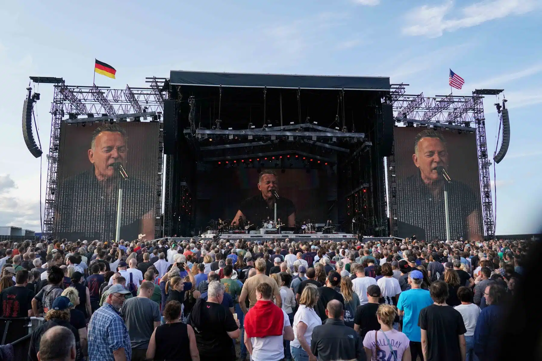 21.07.2023 Bruce Springsteen & The E Street Band auf dem Hockenheimring.
Foto © by Boris Korpak/ bokopictures 21.07.2023 Bruce Springsteen & The E Street Band auf dem Hockenheimring.
Foto © by Boris Korpak/ bokopictures