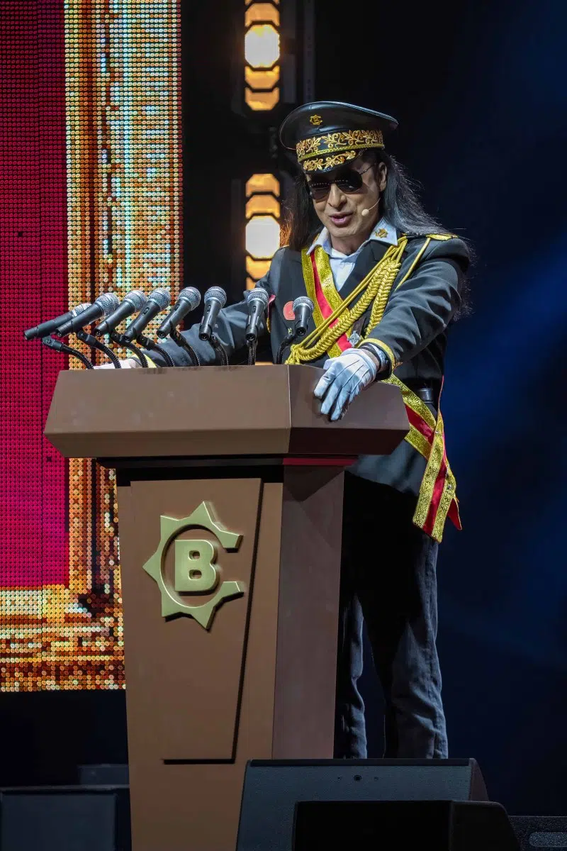 25.04.2026: Bülent Ceylan mit seinem neuen Programm „Diktatürk“ in der SAP Arena Mannheim. Foto © Boris Korpak / bokopictures 25.04.2026: Bülent Ceylan mit seinem neuen Programm „Diktatürk“ in der SAP Arena Mannheim. Foto © Boris Korpak / bokopictures