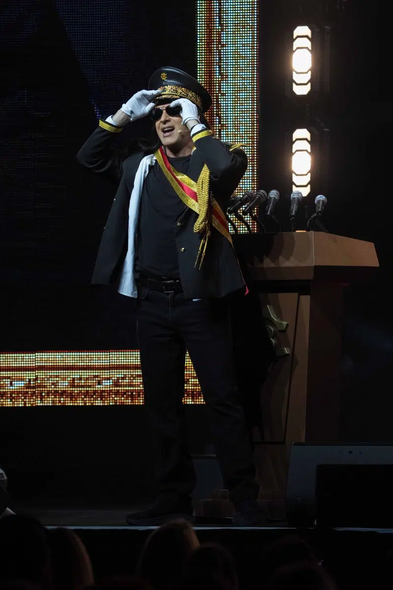 25.04.2026: Bülent Ceylan mit seinem neuen Programm „Diktatürk“ in der SAP Arena Mannheim. Foto © Boris Korpak / bokopictures 25.04.2026: Bülent Ceylan mit seinem neuen Programm „Diktatürk“ in der SAP Arena Mannheim. Foto © Boris Korpak / bokopictures