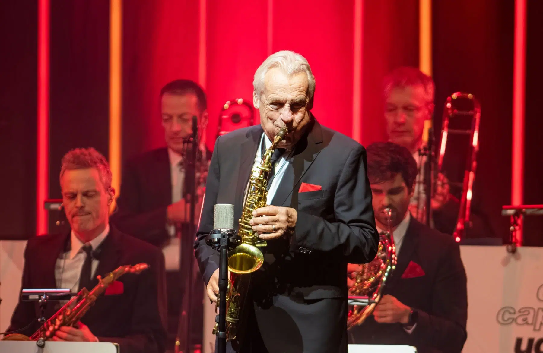 Foto: Helmut Dell, Da Capo Udo Jürgen mit dem Orchester Pepe Lenhadt in der SAP Arena Mannheim am 26-01-2026 Foto: Helmut Dell, Da Capo Udo Jürgen mit dem Orchester Pepe Lenhadt in der SAP Arena Mannheim am 26-01-2026
