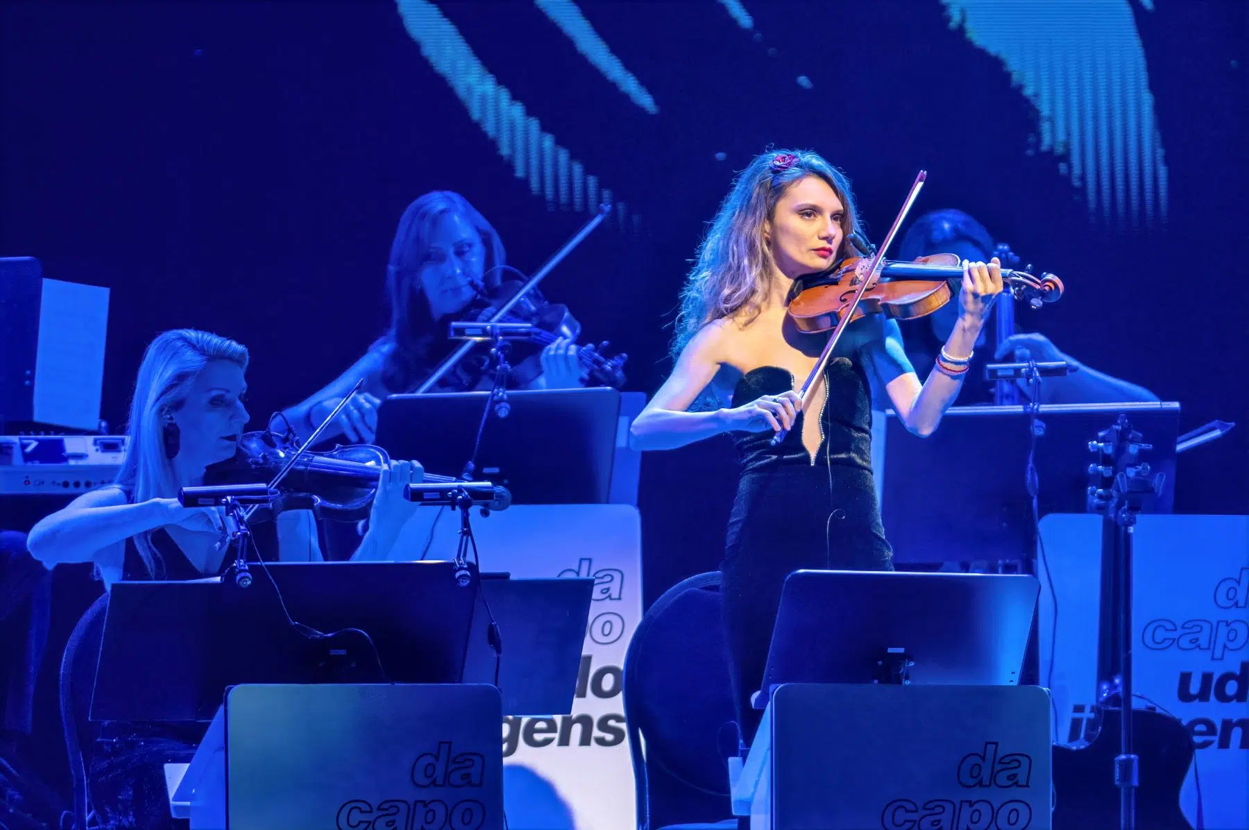 Foto: Helmut Dell, Da Capo Udo Jürgen mit dem Orchester Pepe Lenhadt in der SAP Arena Mannheim am 26-01-2026 Foto: Helmut Dell, Da Capo Udo Jürgen mit dem Orchester Pepe Lenhadt in der SAP Arena Mannheim am 26-01-2026