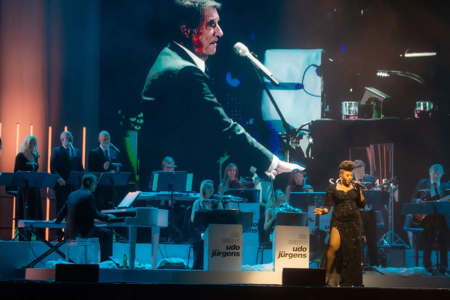 Foto: Helmut Dell, Da Capo Udo Jürgen mit dem Orchester Pepe Lenhadt in der SAP Arena Mannheim am 26-01-2026 Foto: Helmut Dell, Da Capo Udo Jürgen mit dem Orchester Pepe Lenhadt in der SAP Arena Mannheim am 26-01-2026
