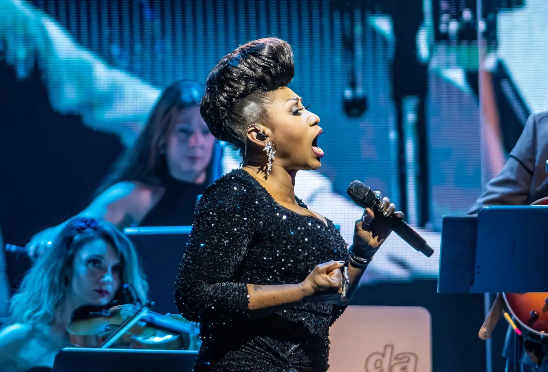 Foto: Helmut Dell, Da Capo Udo Jürgen mit dem Orchester Pepe Lenhadt in der SAP Arena Mannheim am 26-01-2026 Foto: Helmut Dell, Da Capo Udo Jürgen mit dem Orchester Pepe Lenhadt in der SAP Arena Mannheim am 26-01-2026