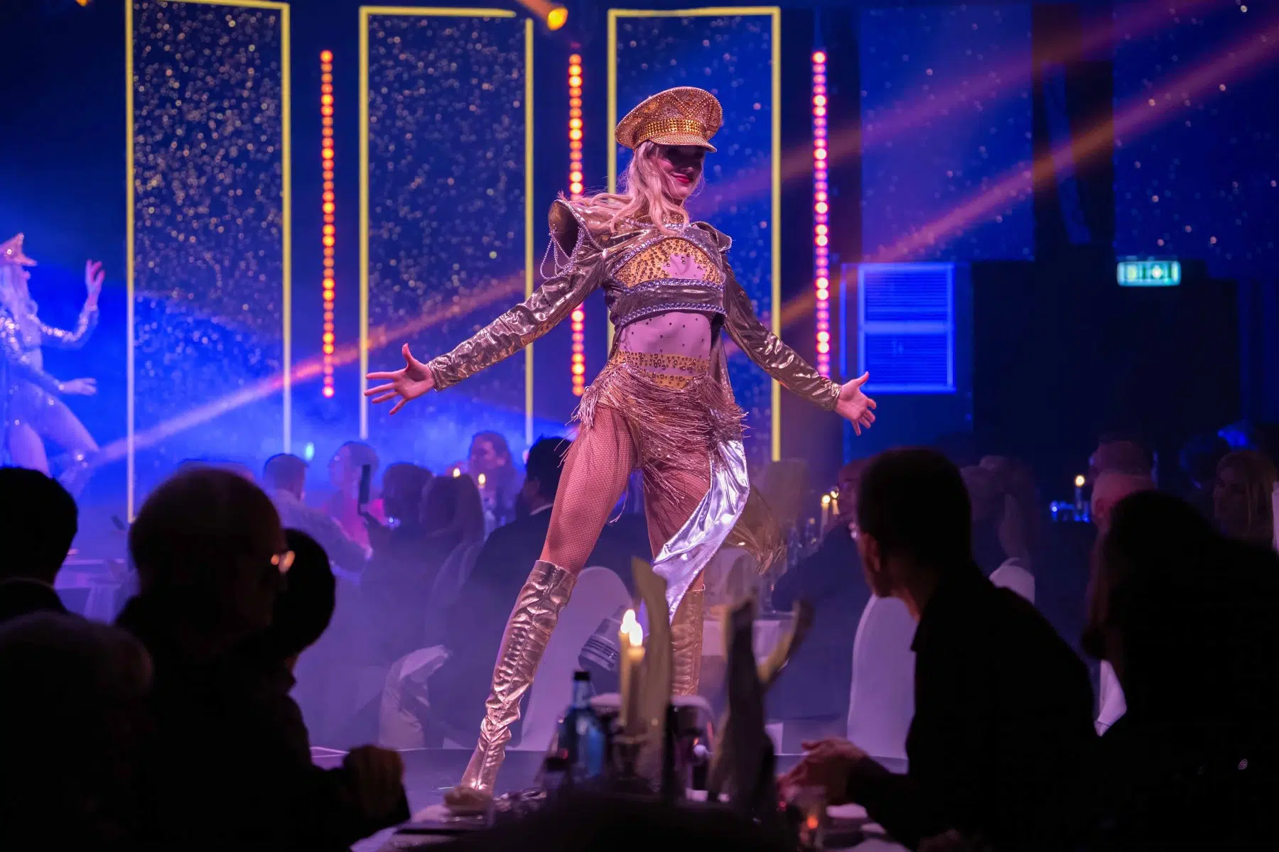 Premiere 10 Jahre WinterVarieté Heidelberg am 27.11.2025
Fotos © by Boris Korpak | bokopictures Premiere 10 Jahre WinterVarieté Heidelberg am 27.11.2025
Fotos © by Boris Korpak | bokopictures