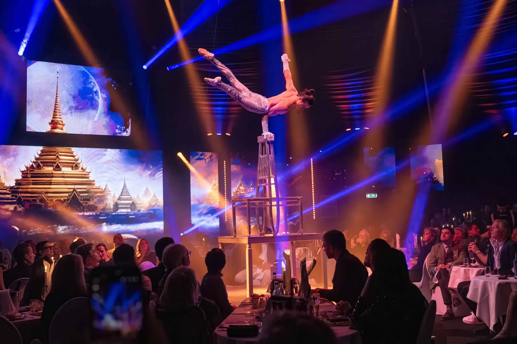 Premiere 10 Jahre WinterVarieté Heidelberg am 27.11.2025
Fotos © by Boris Korpak | bokopictures Premiere 10 Jahre WinterVarieté Heidelberg am 27.11.2025
Fotos © by Boris Korpak | bokopictures