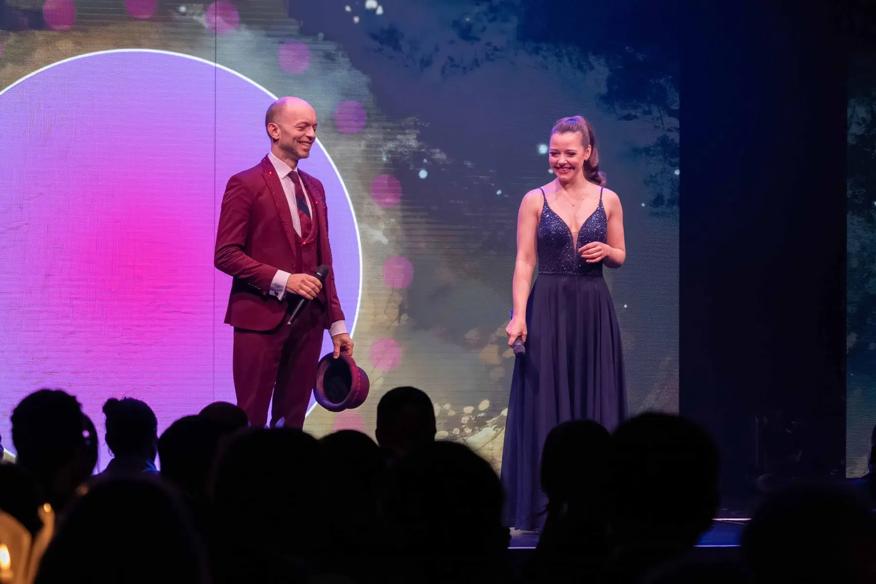 Premiere 10 Jahre WinterVarieté Heidelberg am 27.11.2025
Fotos © by Boris Korpak | bokopictures Premiere 10 Jahre WinterVarieté Heidelberg am 27.11.2025
Fotos © by Boris Korpak | bokopictures