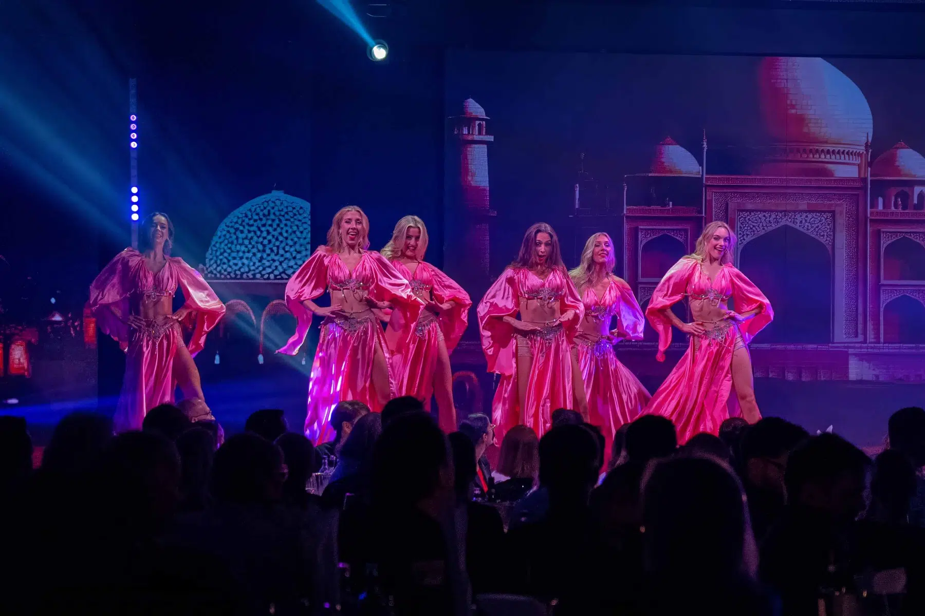 Premiere 10 Jahre WinterVarieté Heidelberg am 27.11.2025
Fotos © by Boris Korpak | bokopictures Premiere 10 Jahre WinterVarieté Heidelberg am 27.11.2025
Fotos © by Boris Korpak | bokopictures