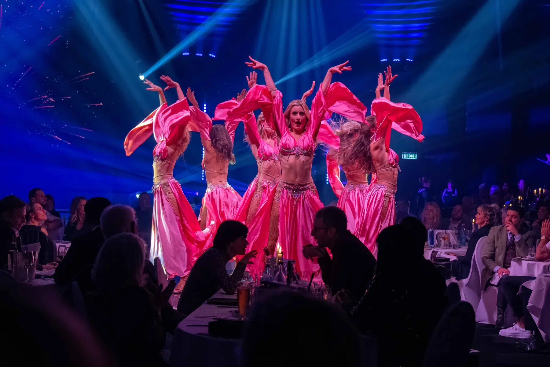 Premiere 10 Jahre WinterVarieté Heidelberg am 27.11.2025
Fotos © by Boris Korpak | bokopictures Premiere 10 Jahre WinterVarieté Heidelberg am 27.11.2025
Fotos © by Boris Korpak | bokopictures