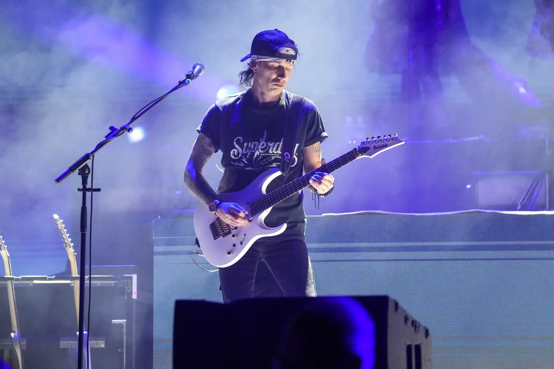 29.04.2023 Andreas Gabalier auf seiner Dirndl Wahnsinn Hulapalu Tour 2023 in der Festhalle Frankfurt. 29.04.2023 Andreas Gabalier auf seiner Dirndl Wahnsinn Hulapalu Tour 2023 in der Festhalle Frankfurt.