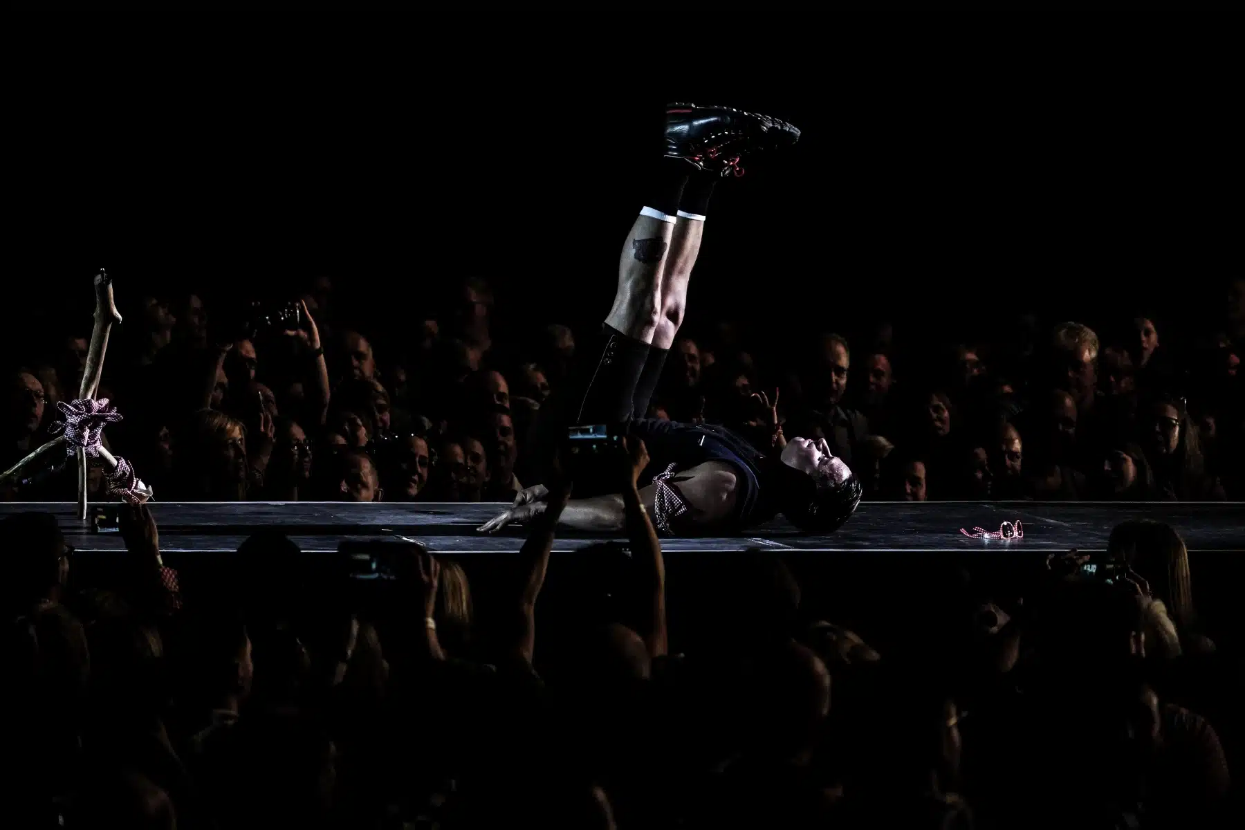 29.04.2023 Andreas Gabalier auf seiner Dirndl Wahnsinn Hulapalu Tour 2023 in der Festhalle Frankfurt. 29.04.2023 Andreas Gabalier auf seiner Dirndl Wahnsinn Hulapalu Tour 2023 in der Festhalle Frankfurt.