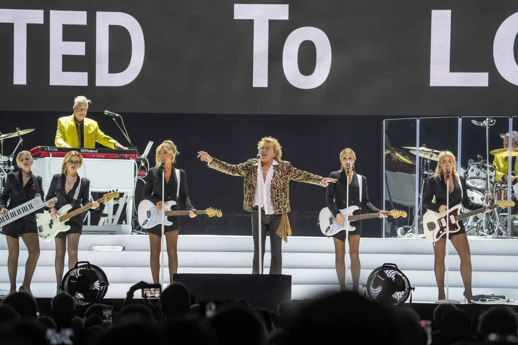 Rod Stewart mit seiner One More Time Tour in der SAP Arena Mannheim.
Foto © by Boris Korpak | bokopictures Rod Stewart mit seiner One More Time Tour in der SAP Arena Mannheim.
Foto © by Boris Korpak | bokopictures