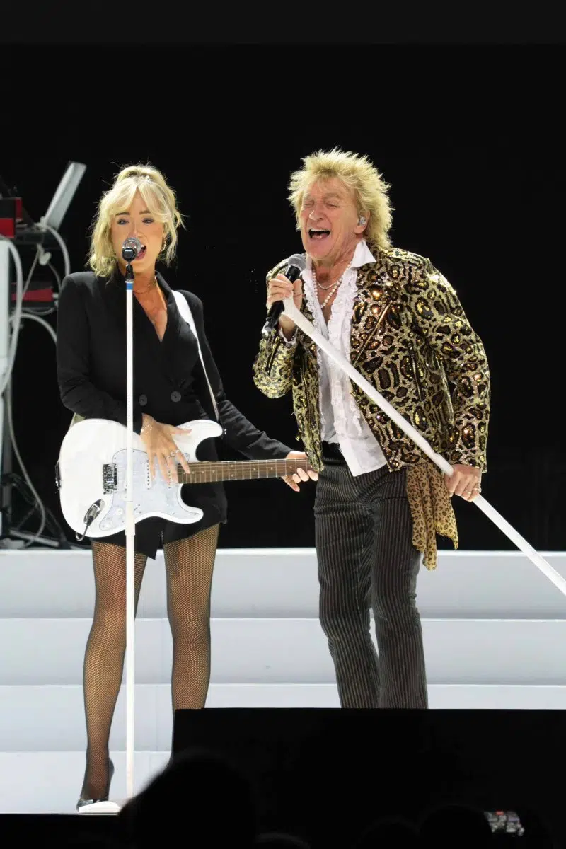 Rod Stewart mit seiner One More Time Tour in der SAP Arena Mannheim.
Foto © by Boris Korpak | bokopictures Rod Stewart mit seiner One More Time Tour in der SAP Arena Mannheim.
Foto © by Boris Korpak | bokopictures