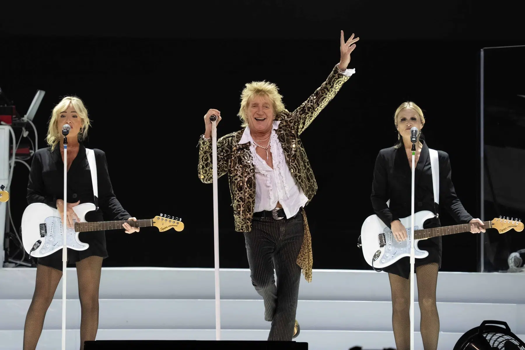 Rod Stewart mit seiner One More Time Tour in der SAP Arena Mannheim.
Foto © by Boris Korpak | bokopictures Rod Stewart mit seiner One More Time Tour in der SAP Arena Mannheim.
Foto © by Boris Korpak | bokopictures