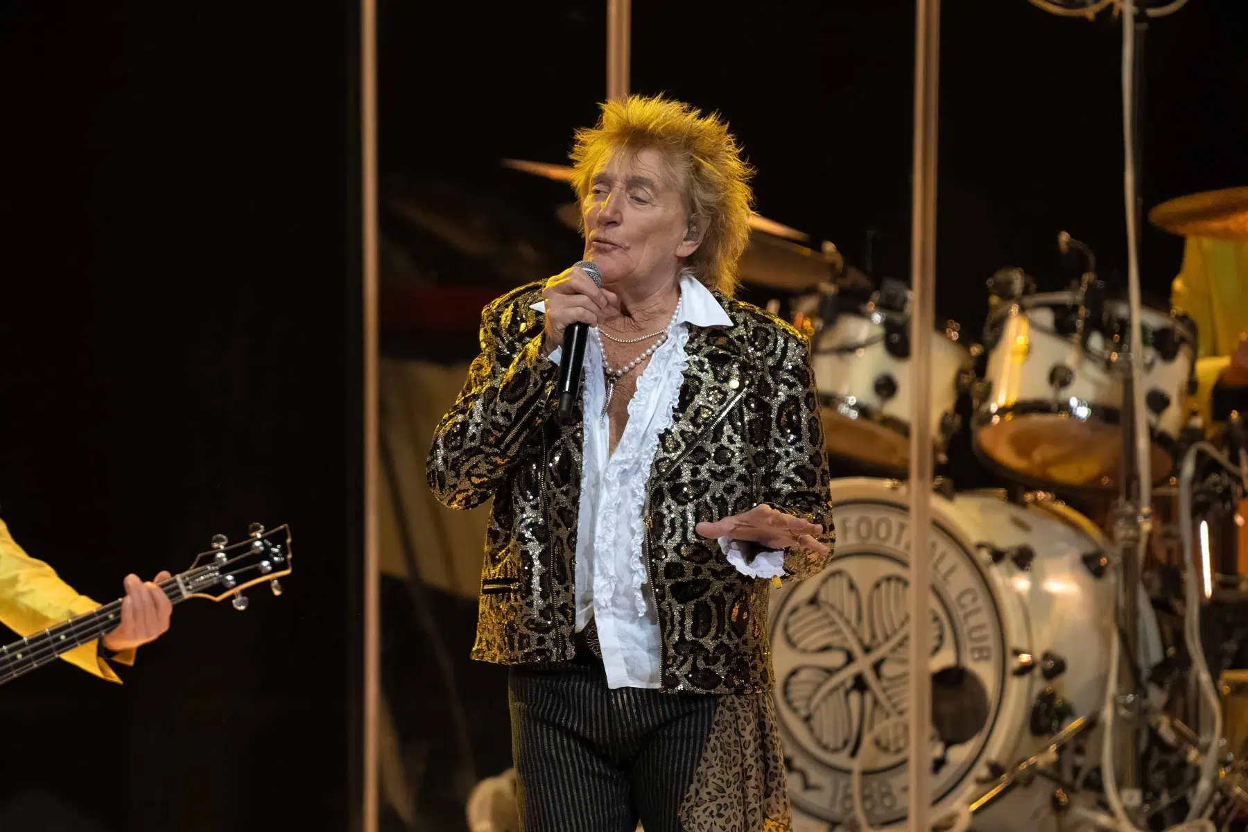 Rod Stewart mit seiner One More Time Tour in der SAP Arena Mannheim.
Foto © by Boris Korpak | bokopictures Rod Stewart mit seiner One More Time Tour in der SAP Arena Mannheim.
Foto © by Boris Korpak | bokopictures