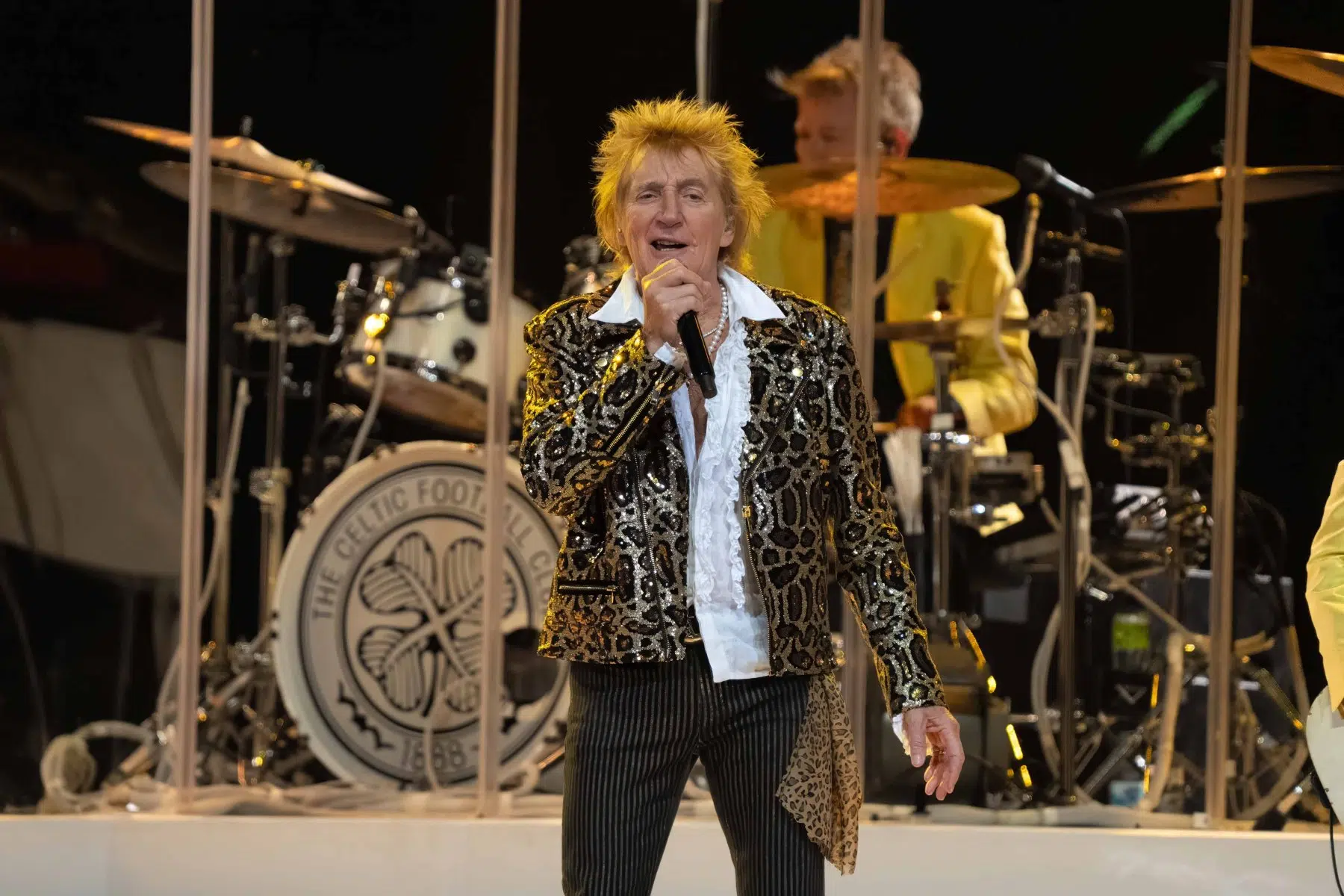 Rod Stewart mit seiner One More Time Tour in der SAP Arena Mannheim.
Foto © by Boris Korpak | bokopictures Rod Stewart mit seiner One More Time Tour in der SAP Arena Mannheim.
Foto © by Boris Korpak | bokopictures