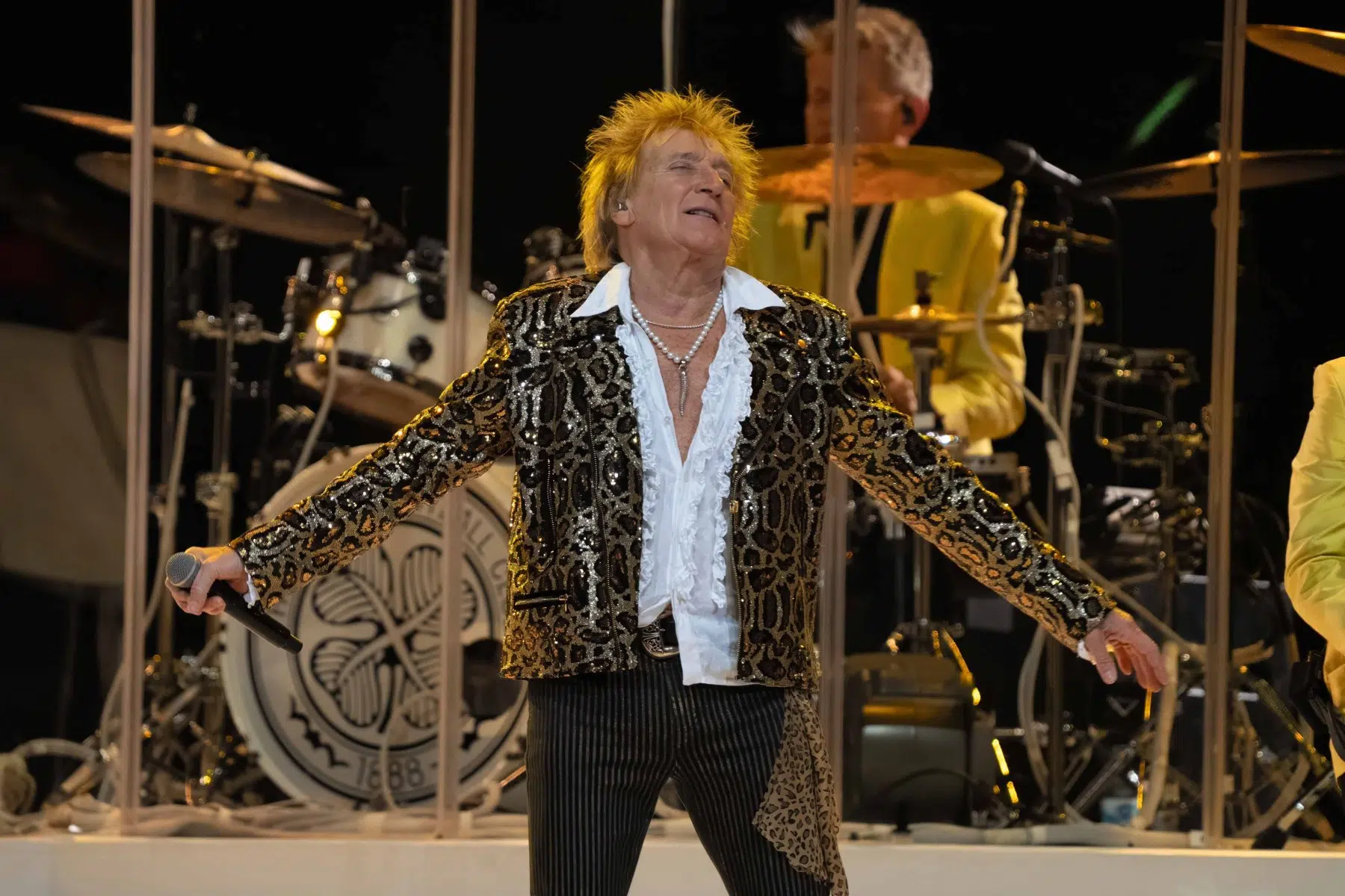 Rod Stewart mit seiner One More Time Tour in der SAP Arena Mannheim.
Foto © by Boris Korpak | bokopictures Rod Stewart mit seiner One More Time Tour in der SAP Arena Mannheim.
Foto © by Boris Korpak | bokopictures