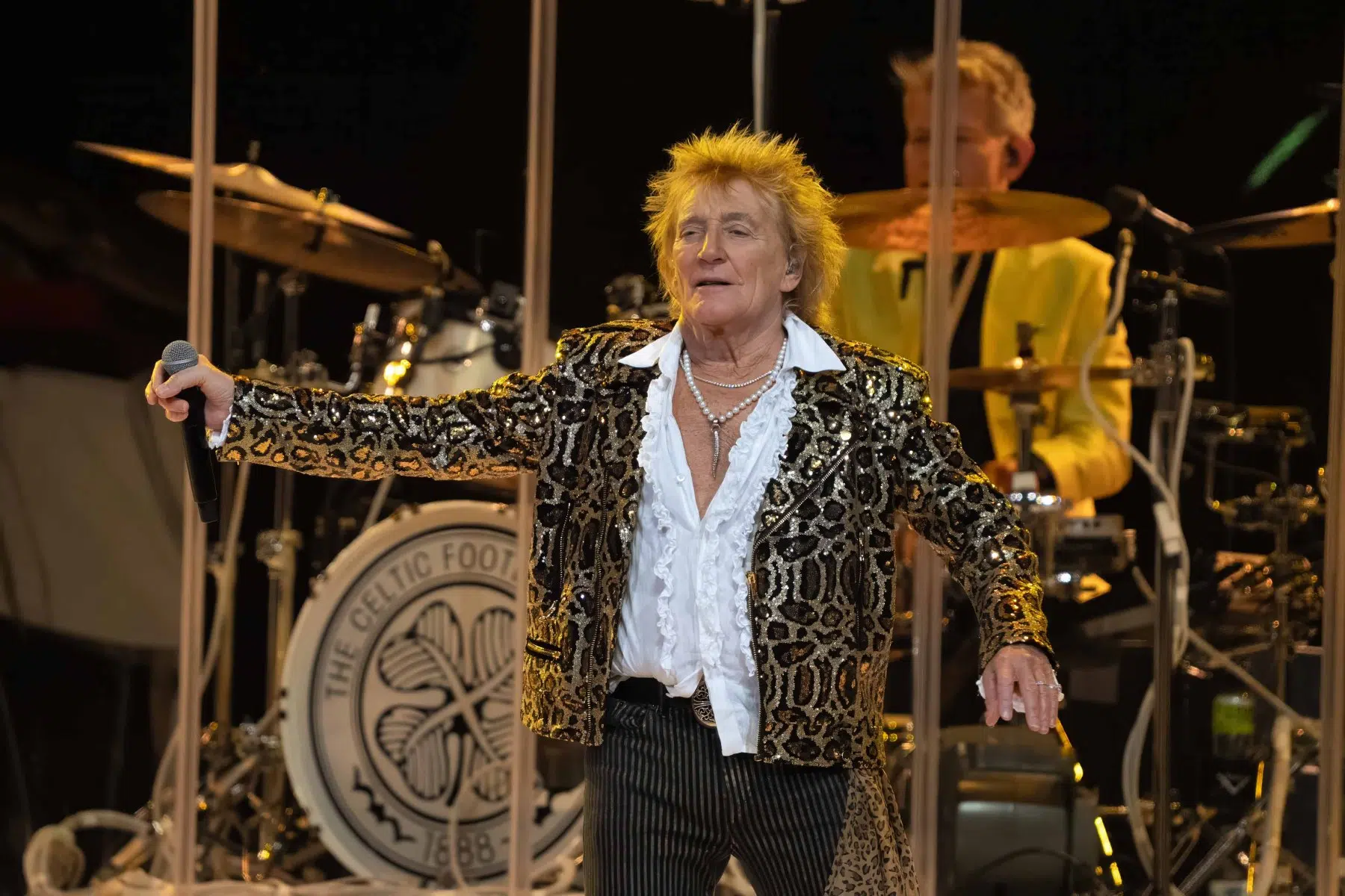 Rod Stewart mit seiner One More Time Tour in der SAP Arena Mannheim.
Foto © by Boris Korpak | bokopictures Rod Stewart mit seiner One More Time Tour in der SAP Arena Mannheim.
Foto © by Boris Korpak | bokopictures