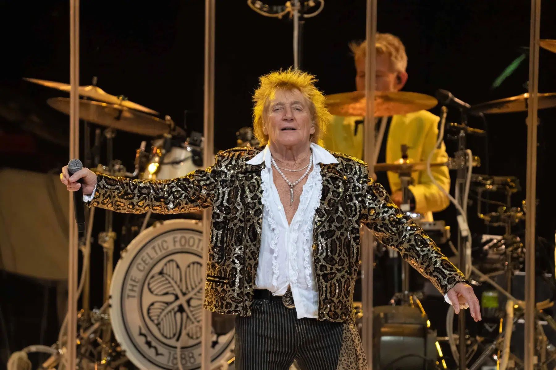 Rod Stewart mit seiner One More Time Tour in der SAP Arena Mannheim.
Foto © by Boris Korpak | bokopictures Rod Stewart mit seiner One More Time Tour in der SAP Arena Mannheim.
Foto © by Boris Korpak | bokopictures