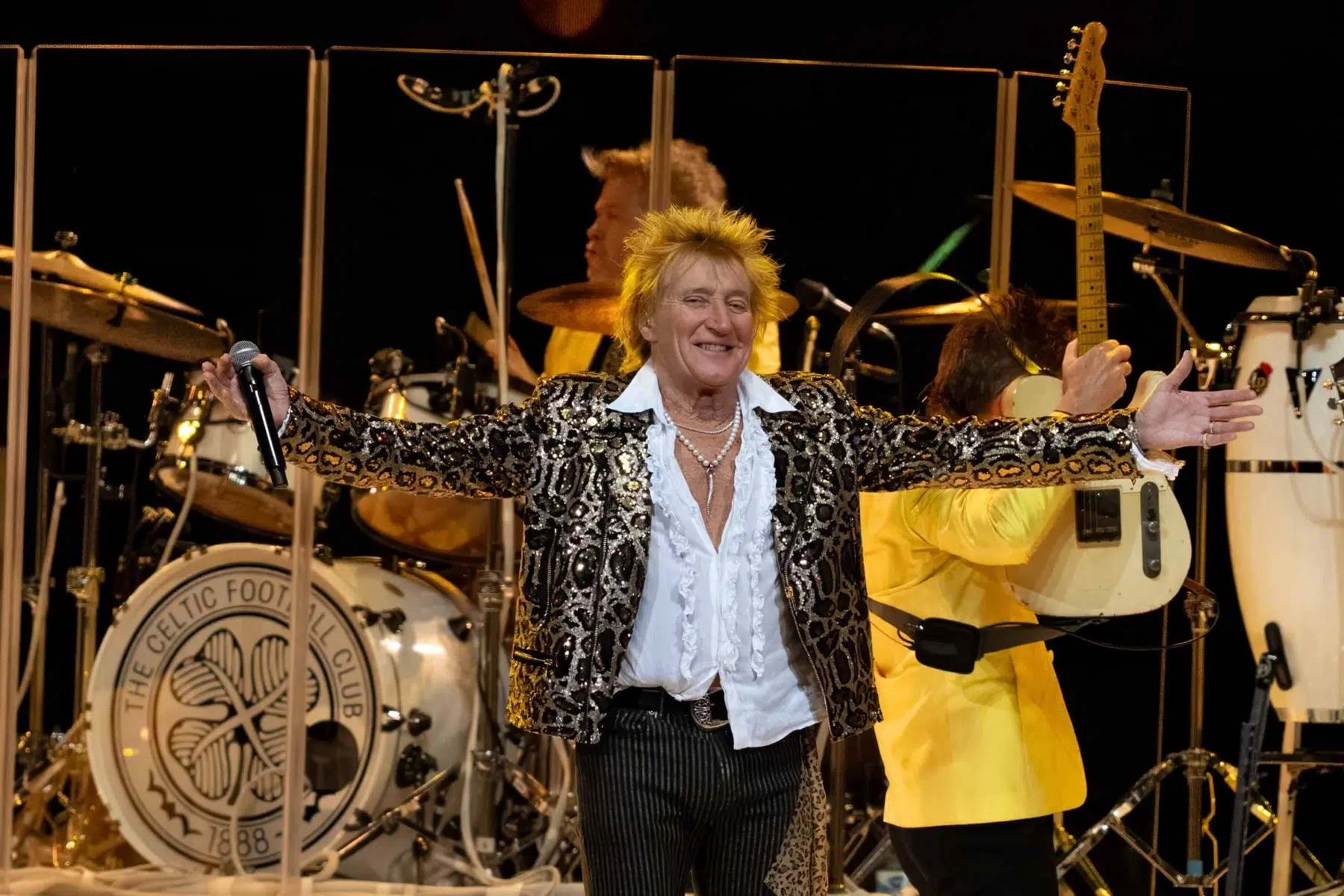 Rod Stewart mit seiner One More Time Tour in der SAP Arena Mannheim.
Foto © by Boris Korpak | bokopictures Rod Stewart mit seiner One More Time Tour in der SAP Arena Mannheim.
Foto © by Boris Korpak | bokopictures