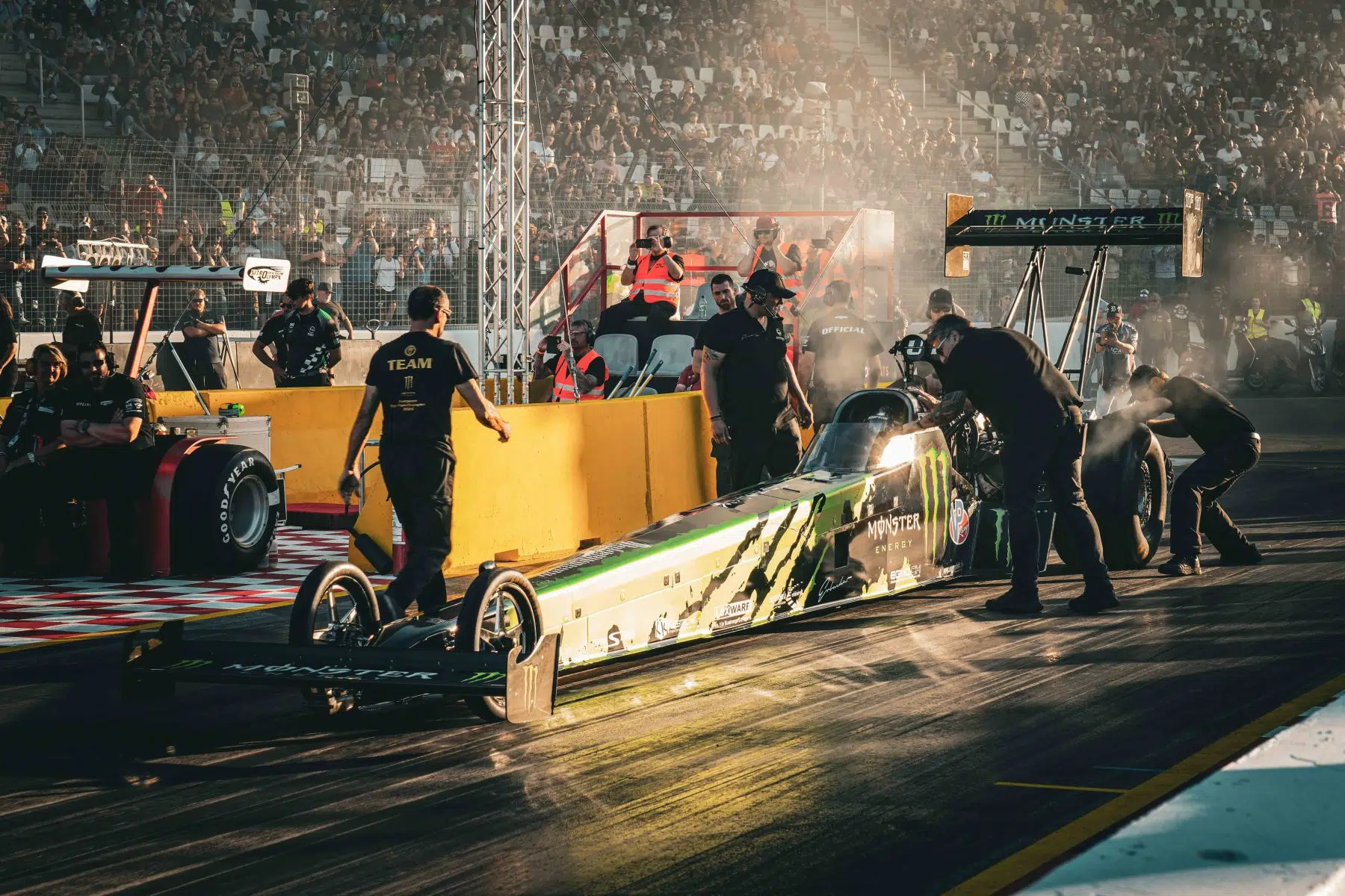 NitrOlympX - Wenn die Luft brennt und das Motodrom zittert auf dem Hockenheimring am 30.08.2025.
Foto © by Boris Korpak/ bokopictures NitrOlympX - Wenn die Luft brennt und das Motodrom zittert auf dem Hockenheimring am 30.08.2025.
Foto © by Boris Korpak/ bokopictures