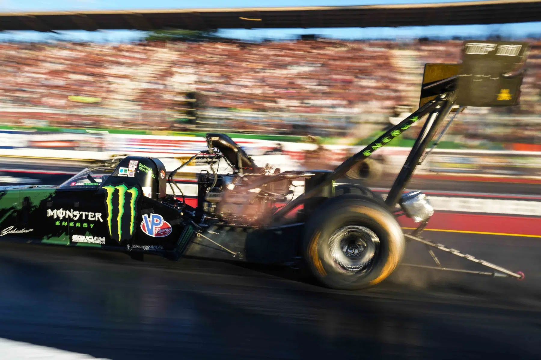 NitrOlympX - Wenn die Luft brennt und das Motodrom zittert auf dem Hockenheimring am 30.08.2025.
Foto © by Boris Korpak/ bokopictures NitrOlympX - Wenn die Luft brennt und das Motodrom zittert auf dem Hockenheimring am 30.08.2025.
Foto © by Boris Korpak/ bokopictures