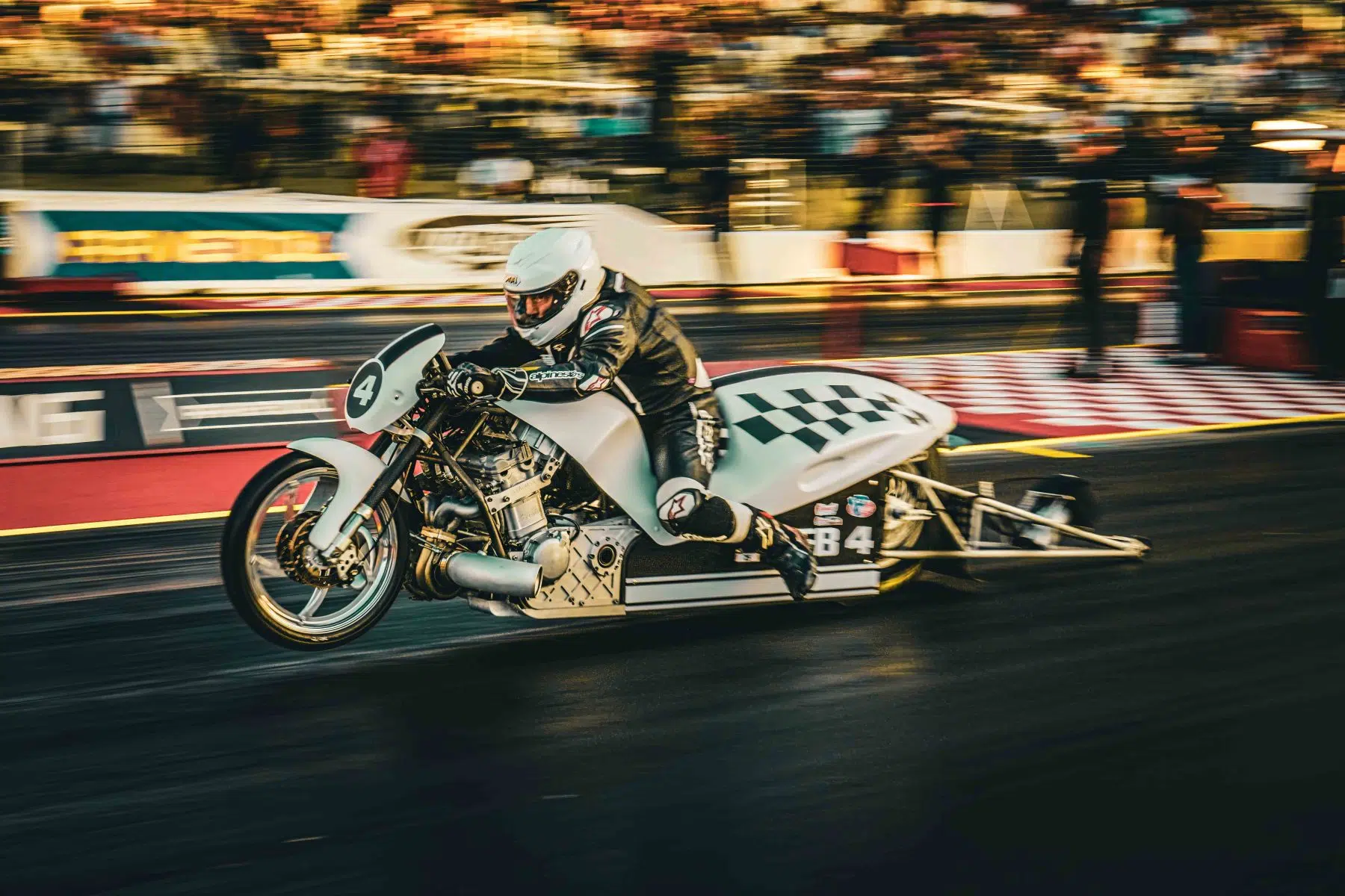 NitrOlympX - Wenn die Luft brennt und das Motodrom zittert auf dem Hockenheimring am 30.08.2025.
Foto © by Boris Korpak/ bokopictures NitrOlympX - Wenn die Luft brennt und das Motodrom zittert auf dem Hockenheimring am 30.08.2025.
Foto © by Boris Korpak/ bokopictures