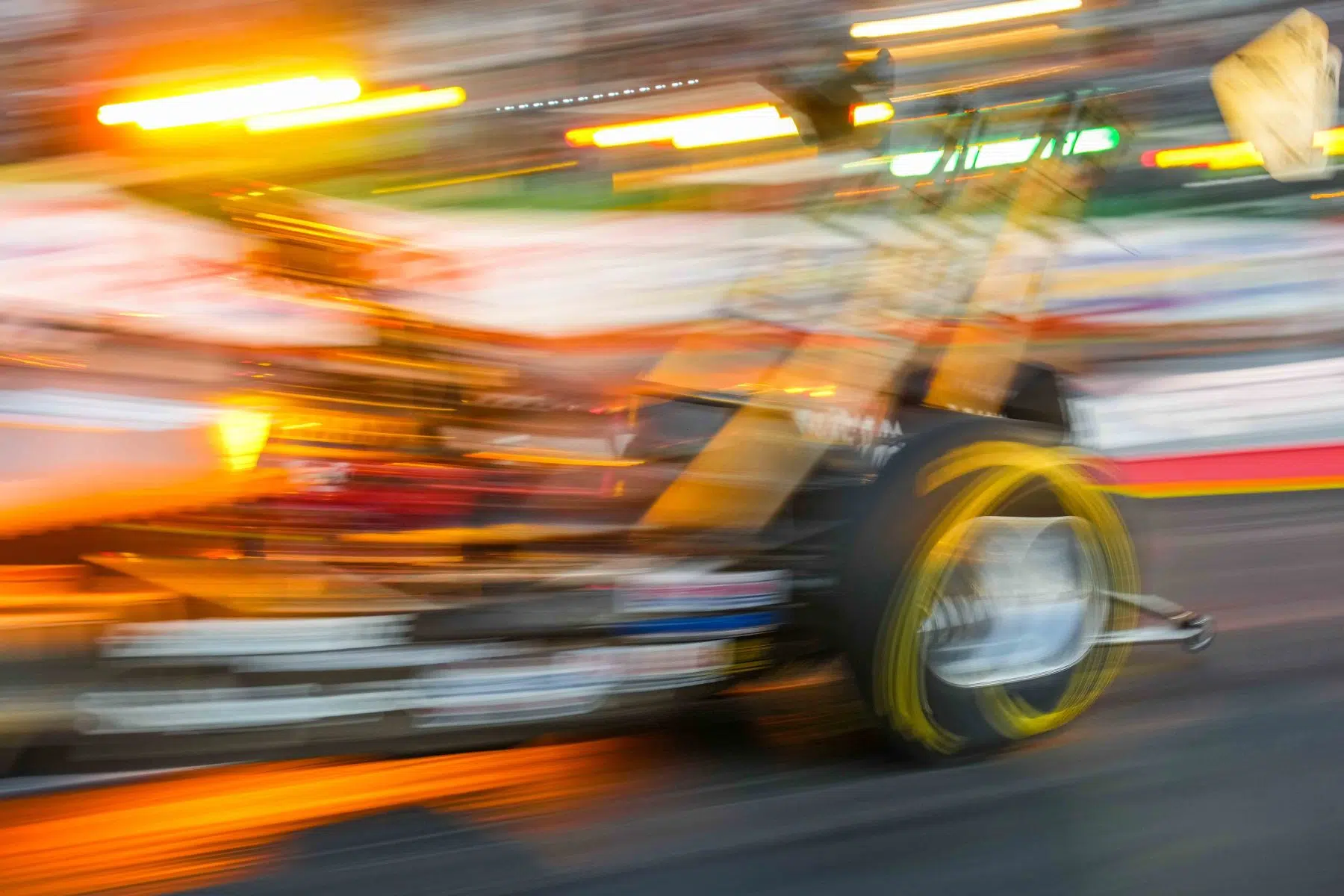 NitrOlympX - Wenn die Luft brennt und das Motodrom zittert auf dem Hockenheimring am 30.08.2025.
Foto © by Boris Korpak/ bokopictures NitrOlympX - Wenn die Luft brennt und das Motodrom zittert auf dem Hockenheimring am 30.08.2025.
Foto © by Boris Korpak/ bokopictures