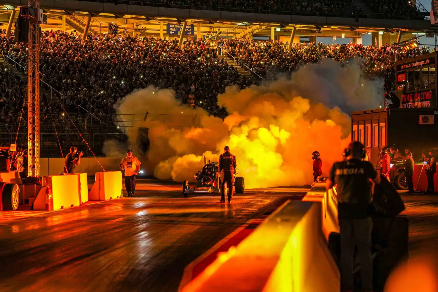NitrOlympX - Wenn die Luft brennt und das Motodrom zittert auf dem Hockenheimring am 30.08.2025.
Foto © by Boris Korpak/ bokopictures NitrOlympX - Wenn die Luft brennt und das Motodrom zittert auf dem Hockenheimring am 30.08.2025.
Foto © by Boris Korpak/ bokopictures