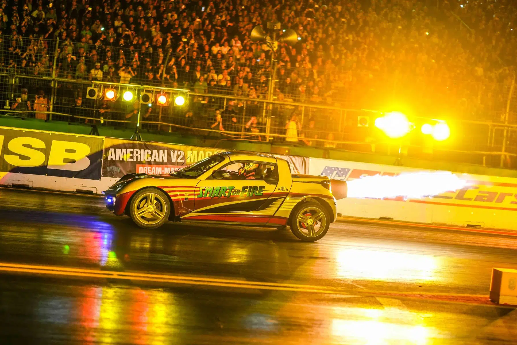 NitrOlympX - Wenn die Luft brennt und das Motodrom zittert auf dem Hockenheimring am 30.08.2025.
Foto © by Boris Korpak/ bokopictures NitrOlympX - Wenn die Luft brennt und das Motodrom zittert auf dem Hockenheimring am 30.08.2025.
Foto © by Boris Korpak/ bokopictures