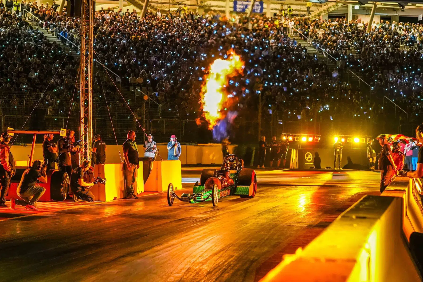 NitrOlympX - Wenn die Luft brennt und das Motodrom zittert auf dem Hockenheimring am 30.08.2025.
Foto © by Boris Korpak/ bokopictures NitrOlympX - Wenn die Luft brennt und das Motodrom zittert auf dem Hockenheimring am 30.08.2025.
Foto © by Boris Korpak/ bokopictures