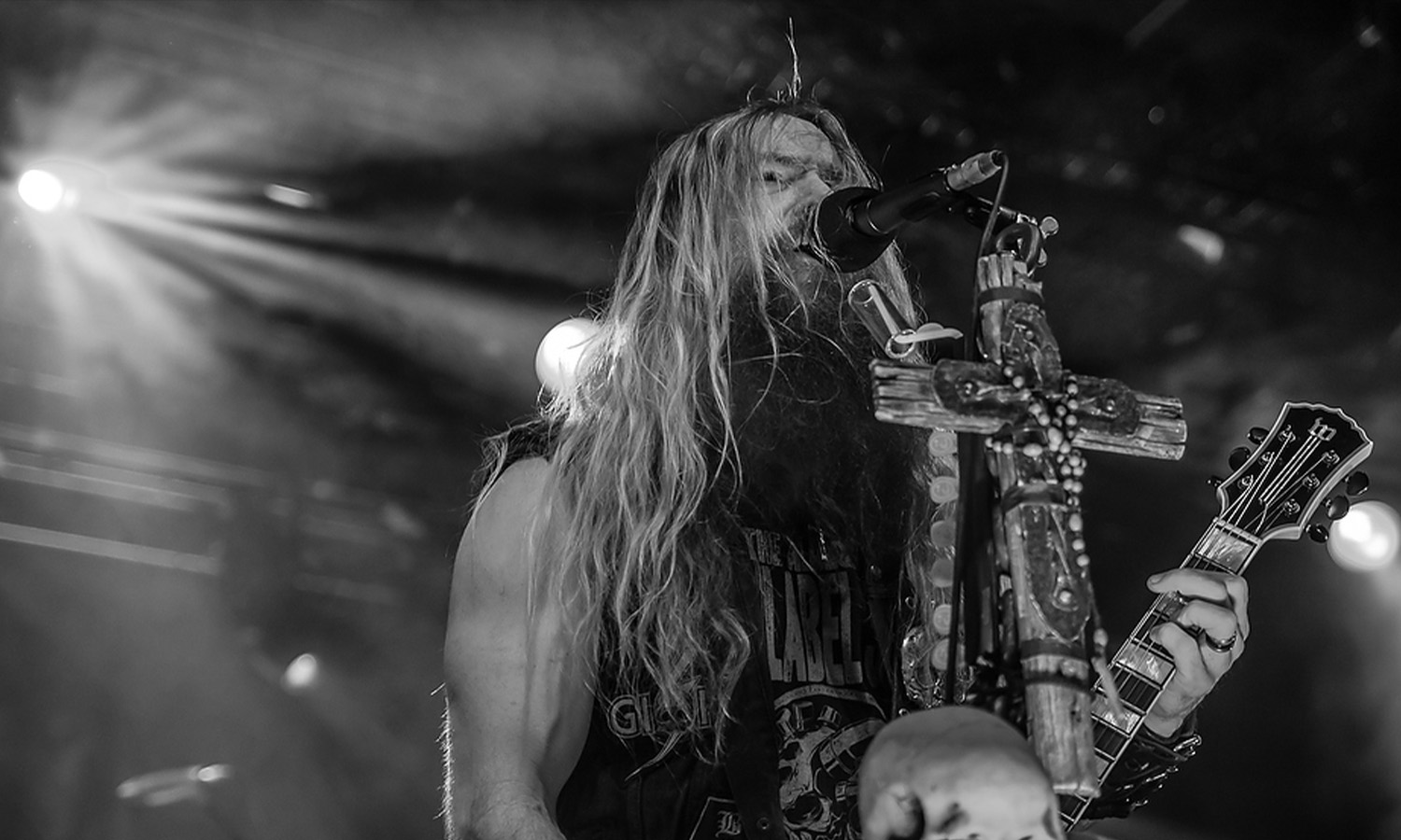 Black Label Society live mit kraftvoller Heavy-Metal-Show, markanten Gitarrenriffs und begeisterten Fans
