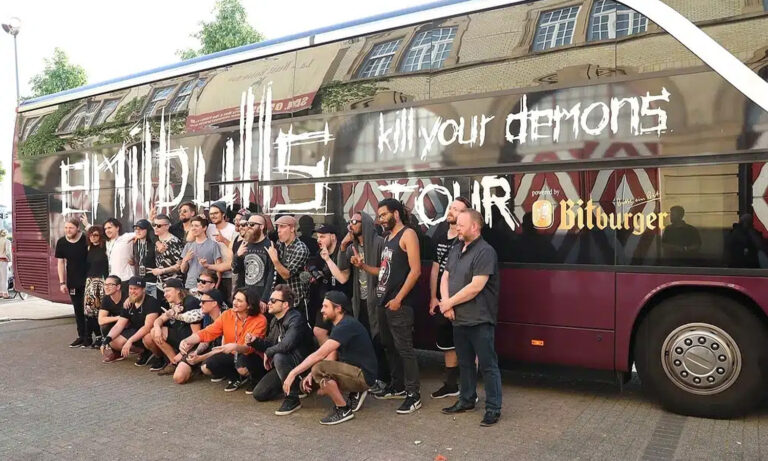 EMIL BULLS während der Kill Your Demons Tour Part II in Mannheim