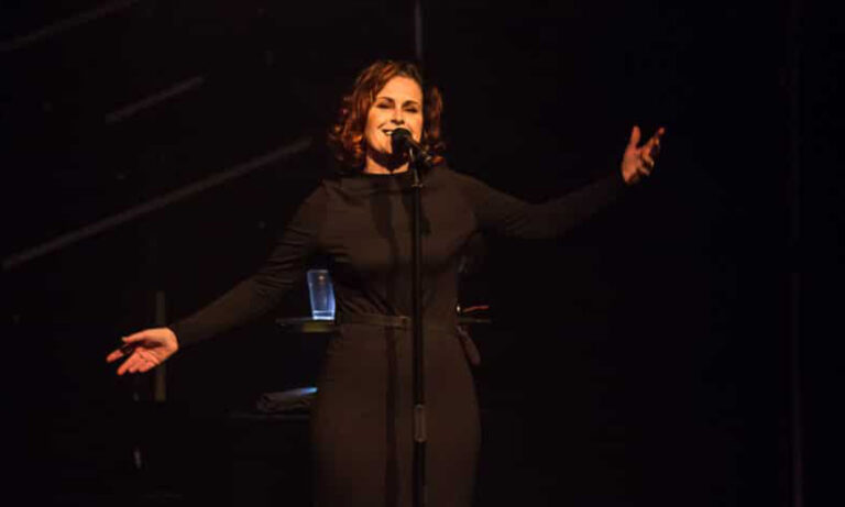 Alison Moyet bei ihrem Konzert in der Batschkapp Frankfurt auf der Bühne
