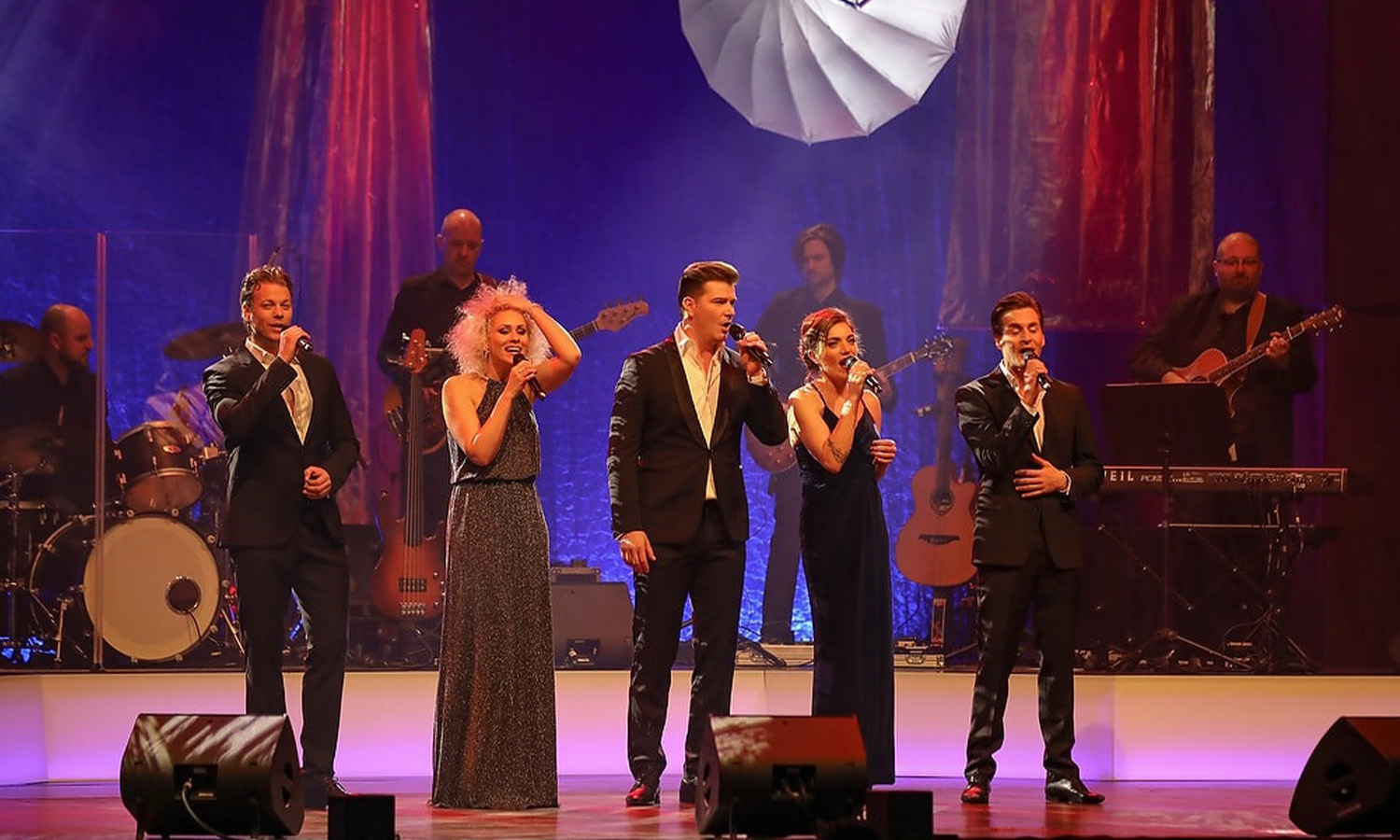 Alexander Klaws, Jan Ammann und weitere Musicalstars bei der Musicalshow im Rosengarten Mannheim