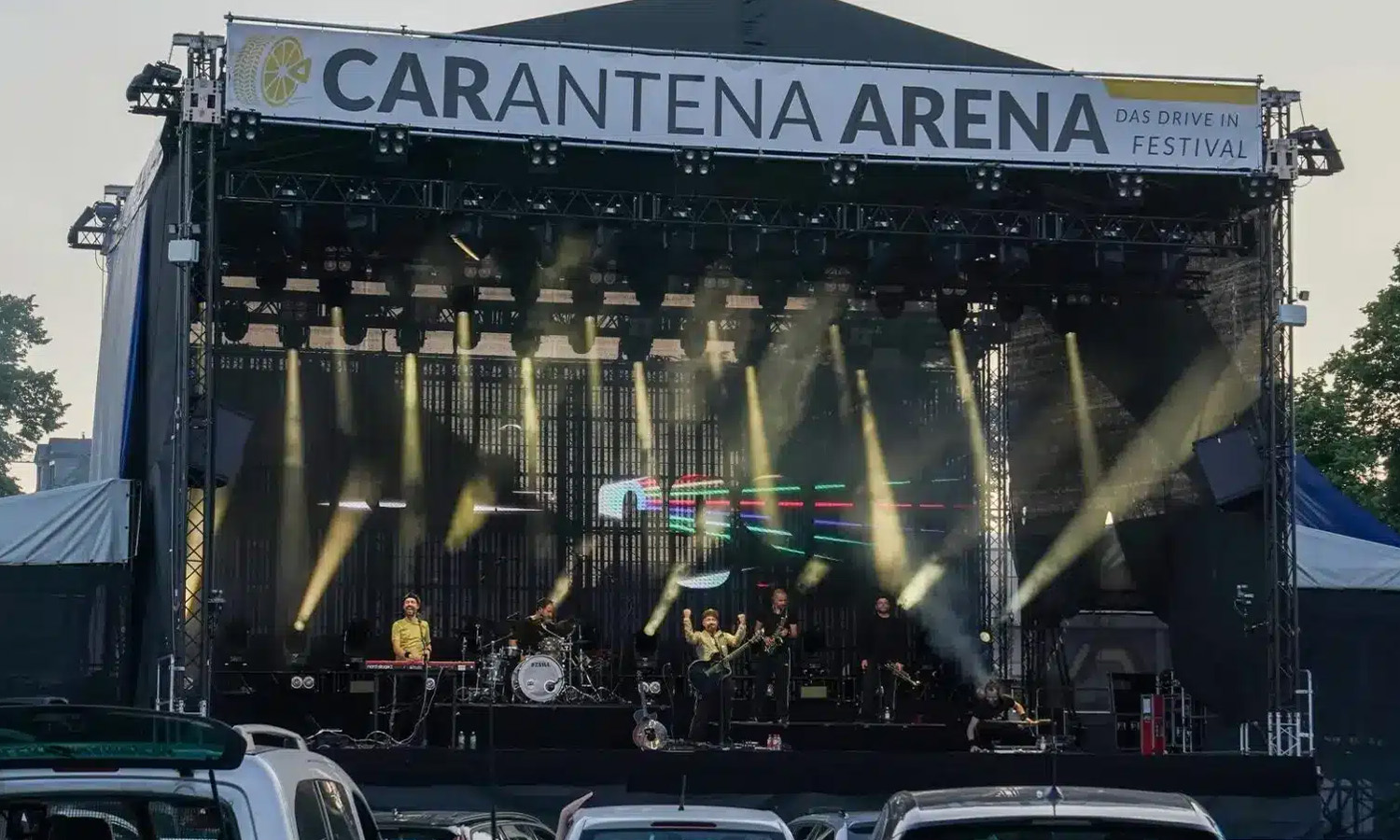 Cris Cosmo mit Band live in der CARantena Arena Worms 2020