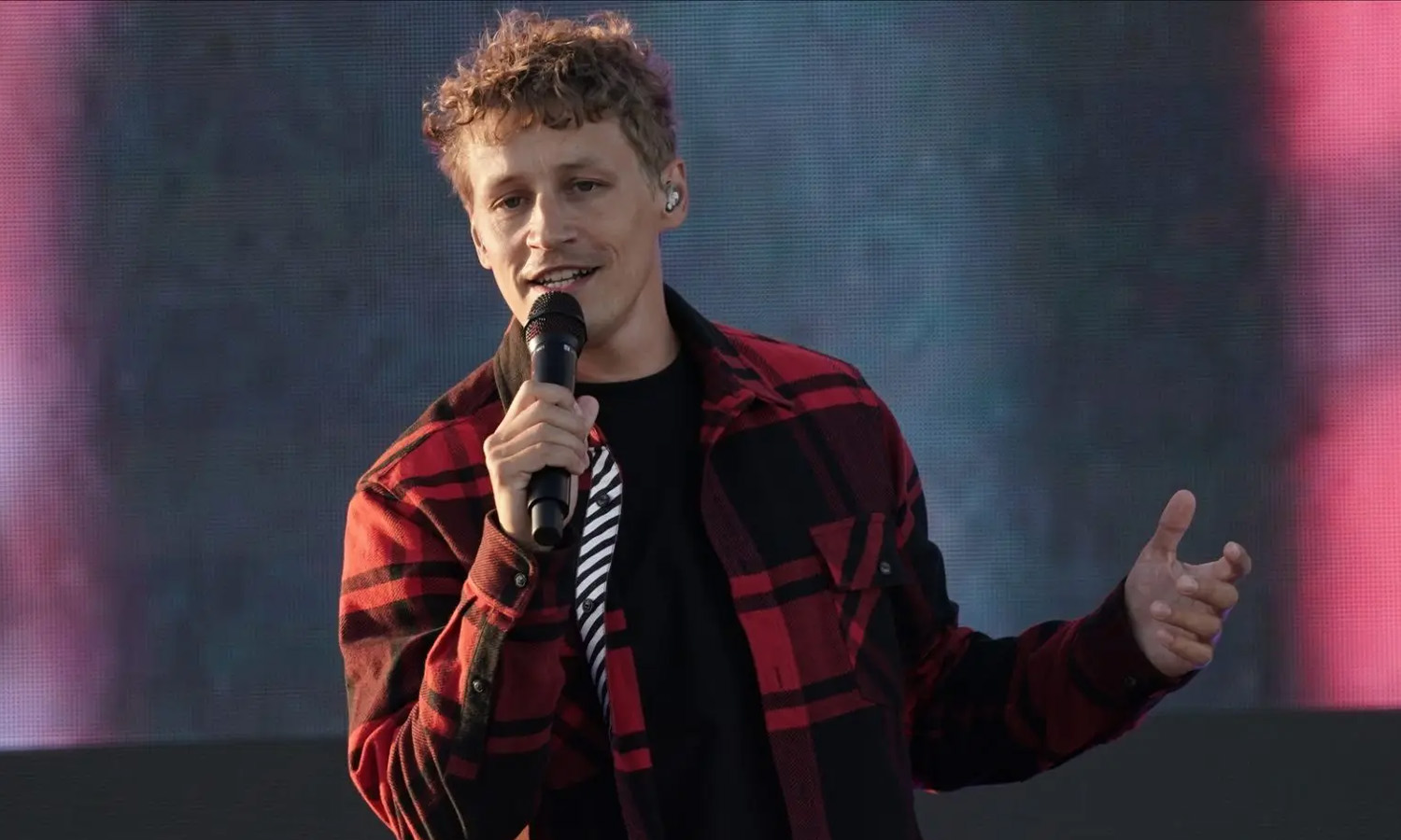 Tim Bendzko live beim CARstival auf dem Maimarktgelände Mannheim 2020